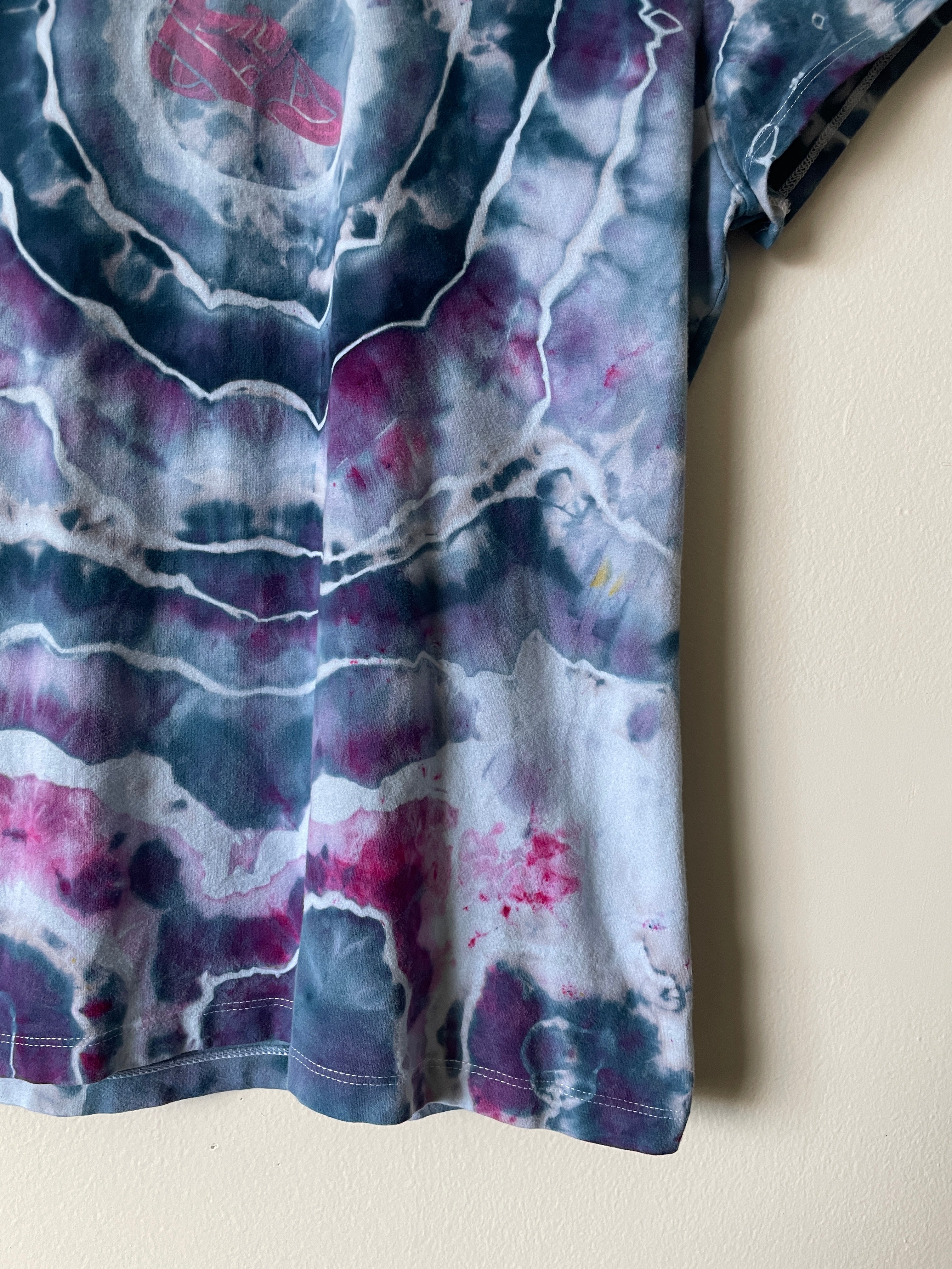 Medium Women's Climbing Shoe Handmade Tie Dye T-Shirt | One-Of-a-Kind Upcycled Blue and Purple Geode Short Sleeve Shirt