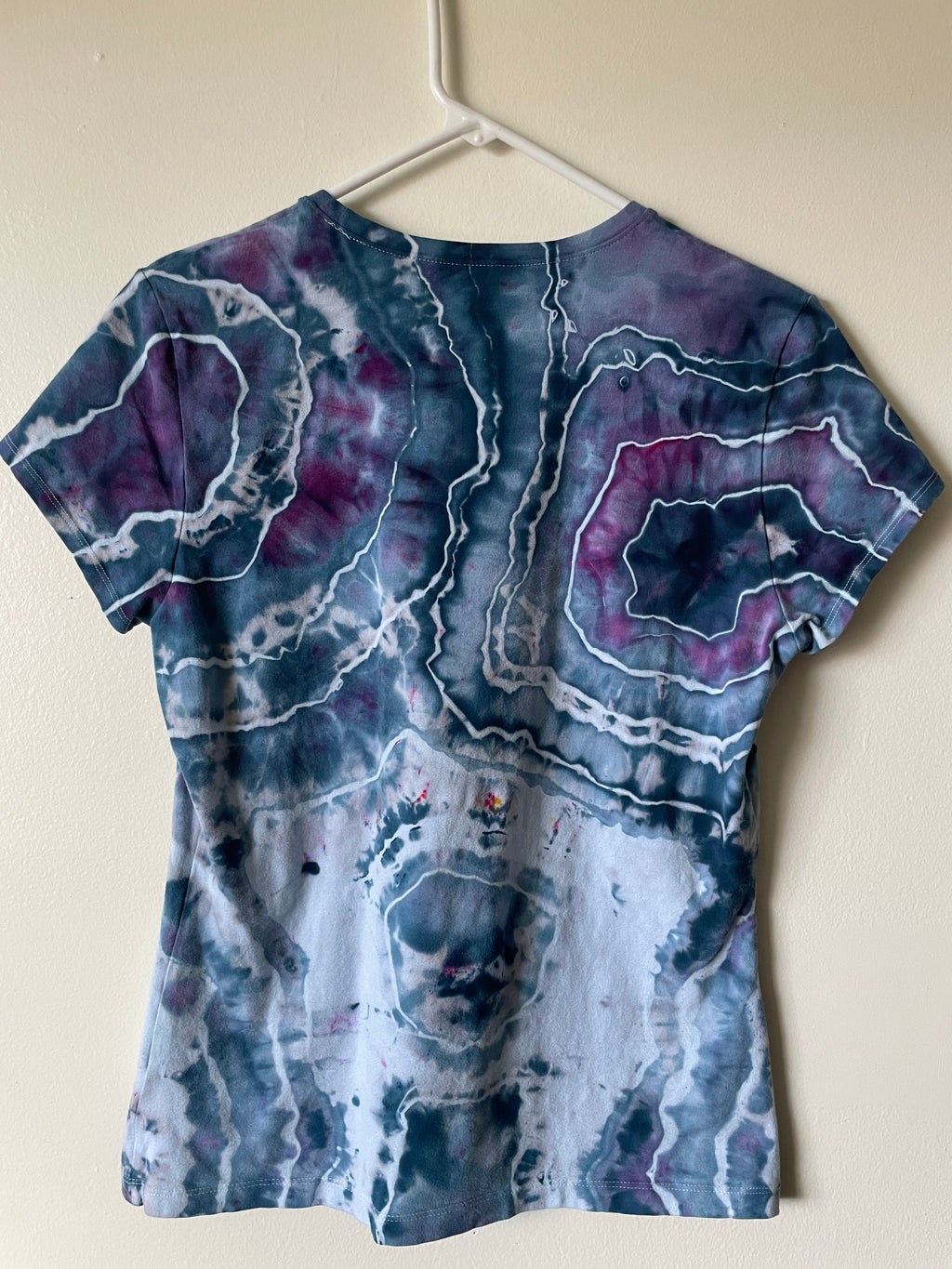Medium Women's Climbing Shoe Handmade Tie Dye T-Shirt | One-Of-a-Kind Upcycled Blue and Purple Geode Short Sleeve Shirt