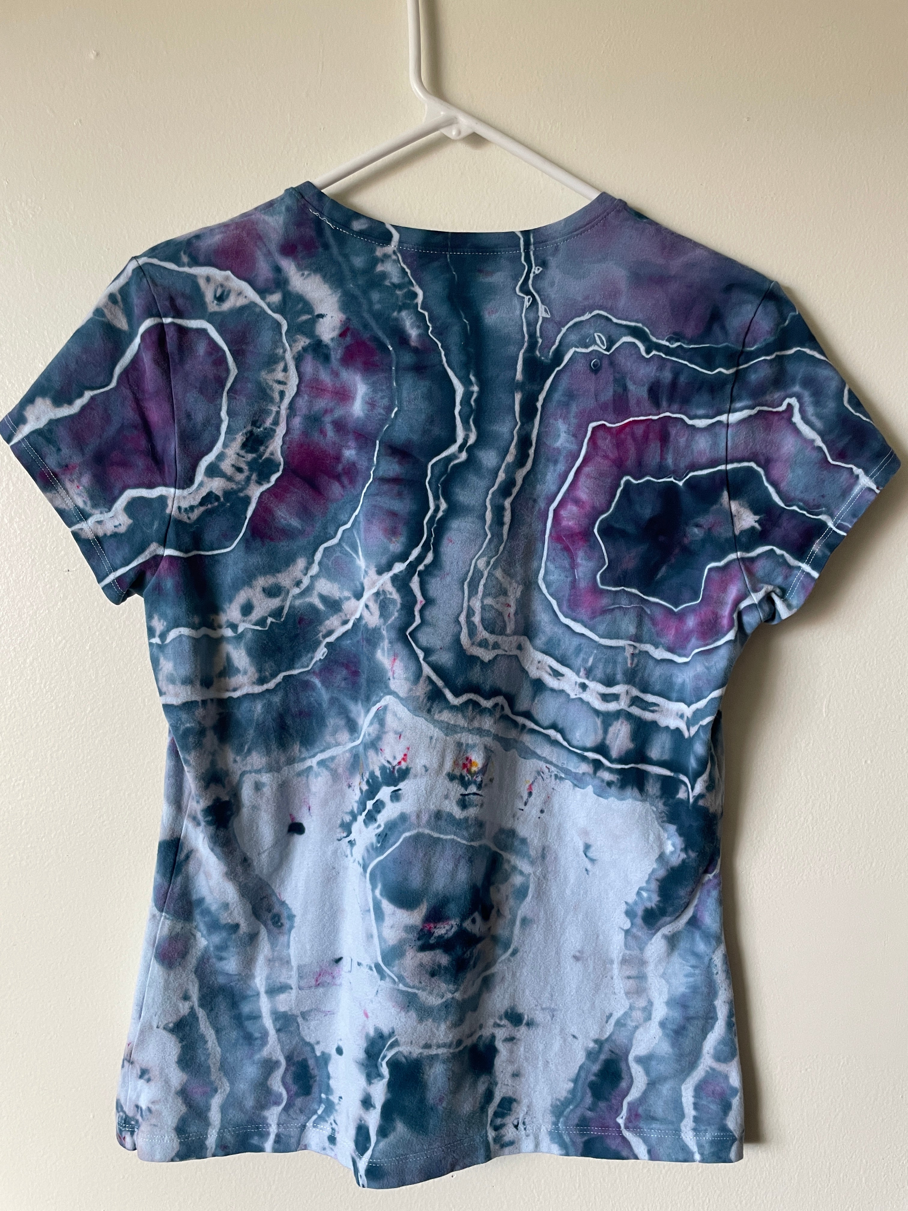Medium Women's Climbing Shoe Handmade Tie Dye T-Shirt | One-Of-a-Kind Upcycled Blue and Purple Geode Short Sleeve Shirt