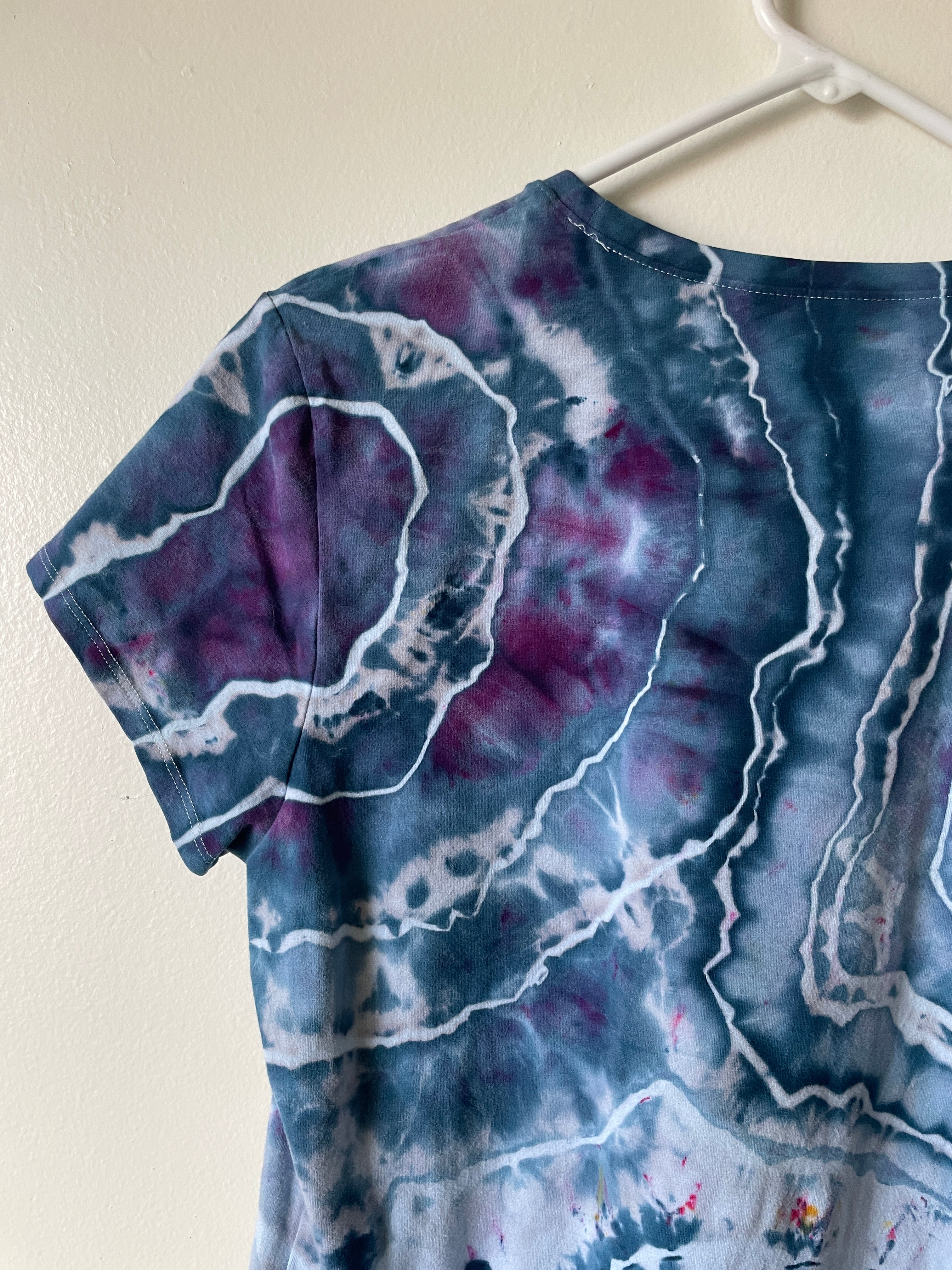 Medium Women's Climbing Shoe Handmade Tie Dye T-Shirt | One-Of-a-Kind Upcycled Blue and Purple Geode Short Sleeve Shirt