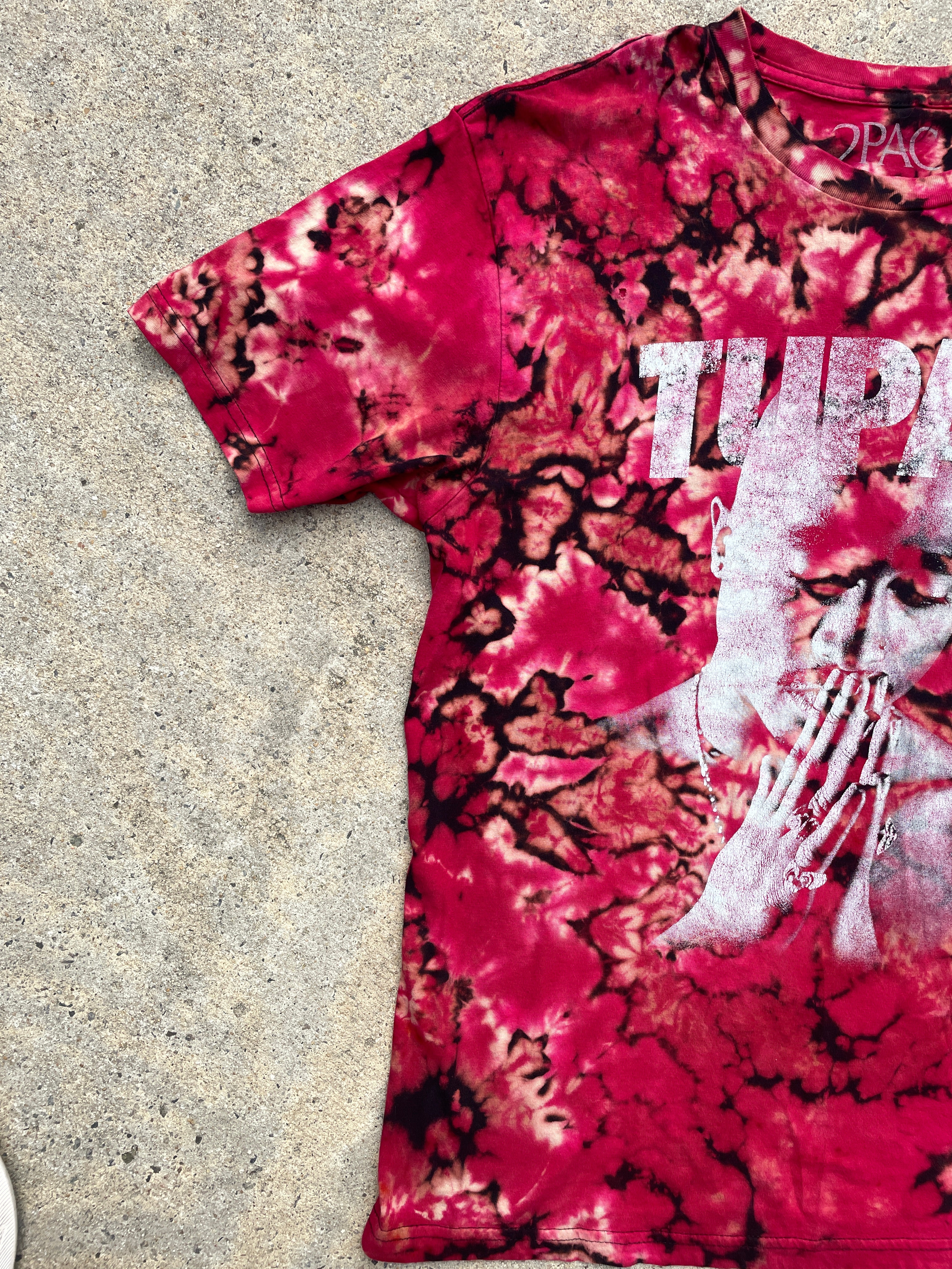 Tupac Shakur Red and Black Short Sleeve Tie Dye T-Shirt | Men's Medium