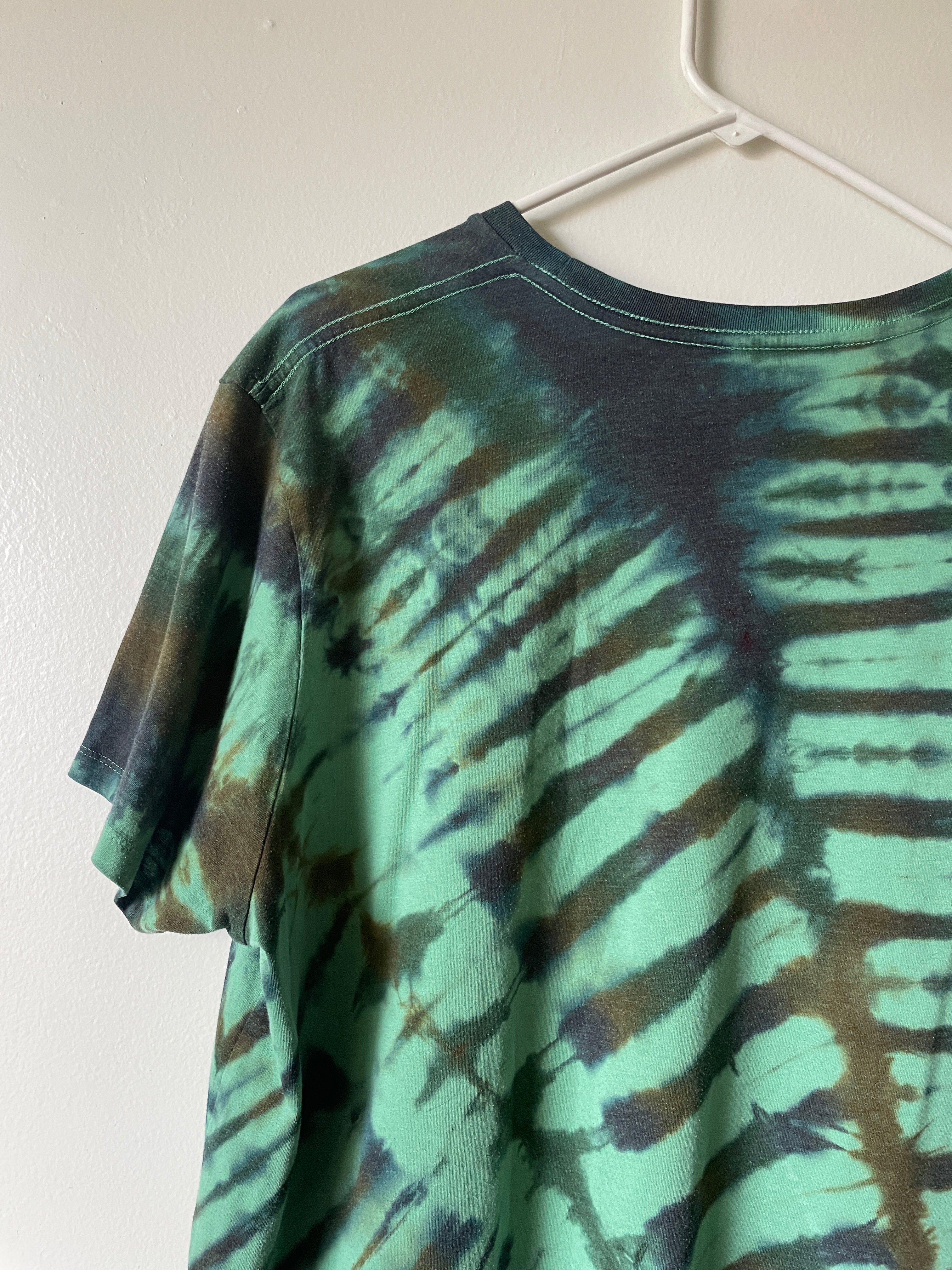 XL Men's Climbing Shoe Handmade Tie Dye T-Shirt | One-Of-a-Kind Upcycled Green and Brown Spiderweb Short Sleeve Shirt