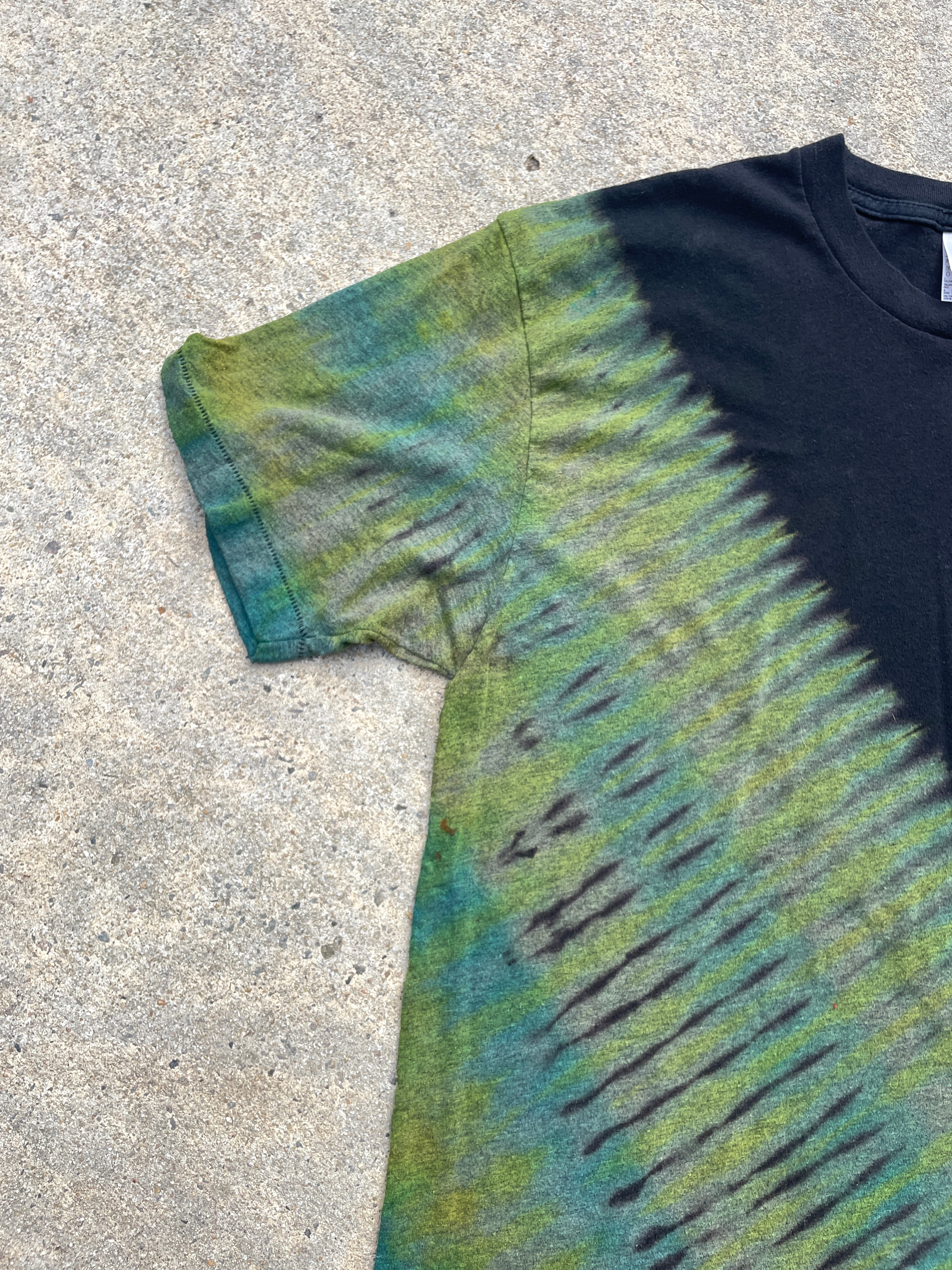 Smith Fly Ties Black and Green Short Sleeve Tie Dye T-Shirt | Men's Large