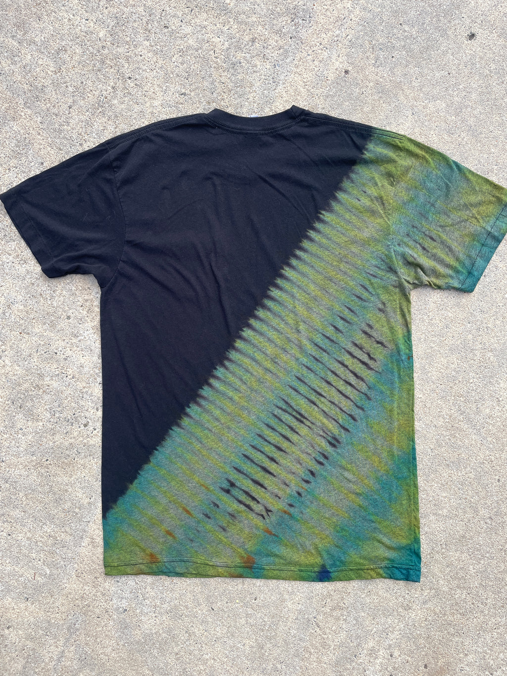 Smith Fly Ties Black and Green Short Sleeve Tie Dye T-Shirt | Men's Large