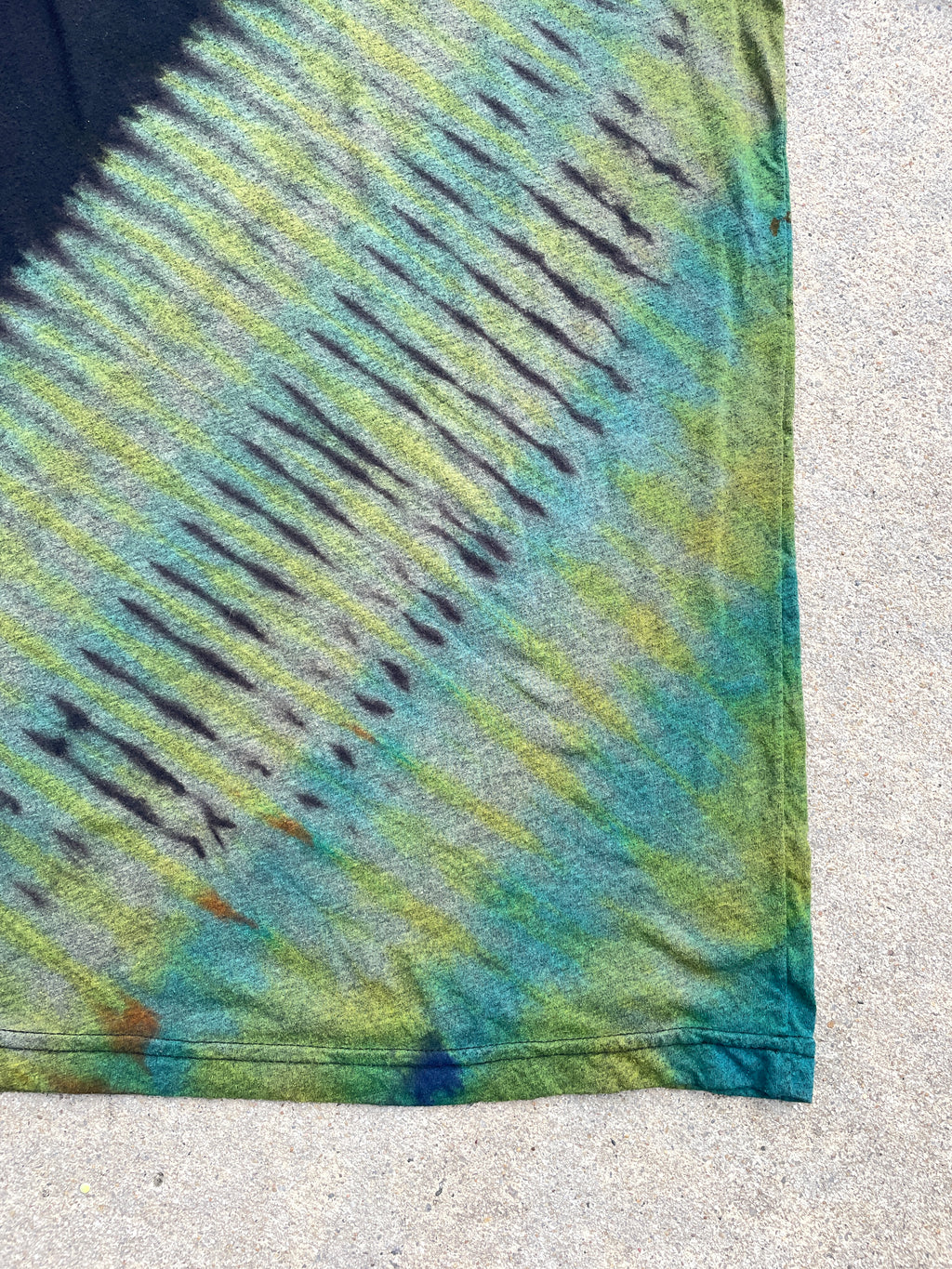 Smith Fly Ties Black and Green Short Sleeve Tie Dye T-Shirt | Men's Large