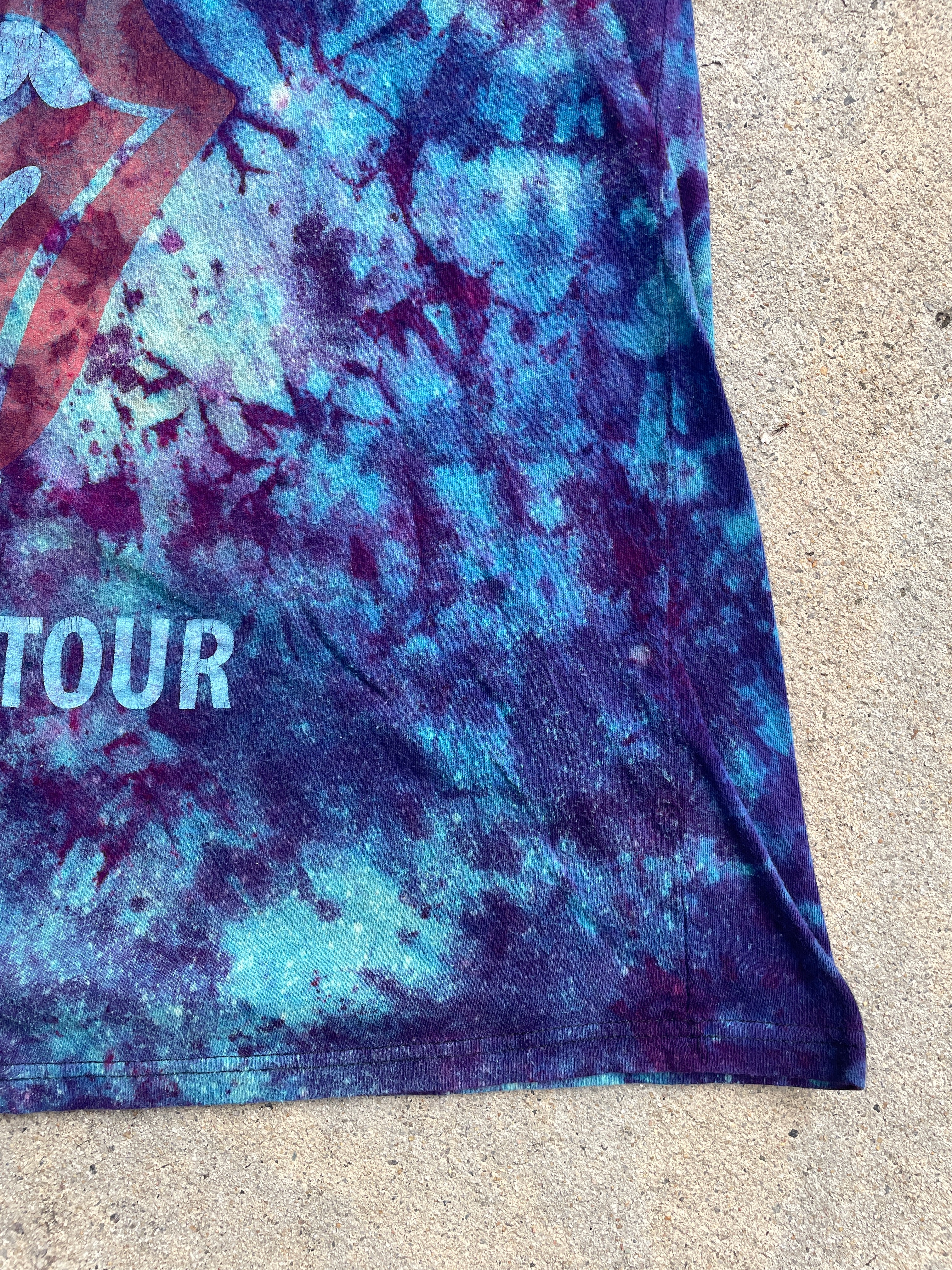 The Rolling Stones Hot Lips Short Sleeve Galaxy Tie Dye T-Shirt | Women's Large