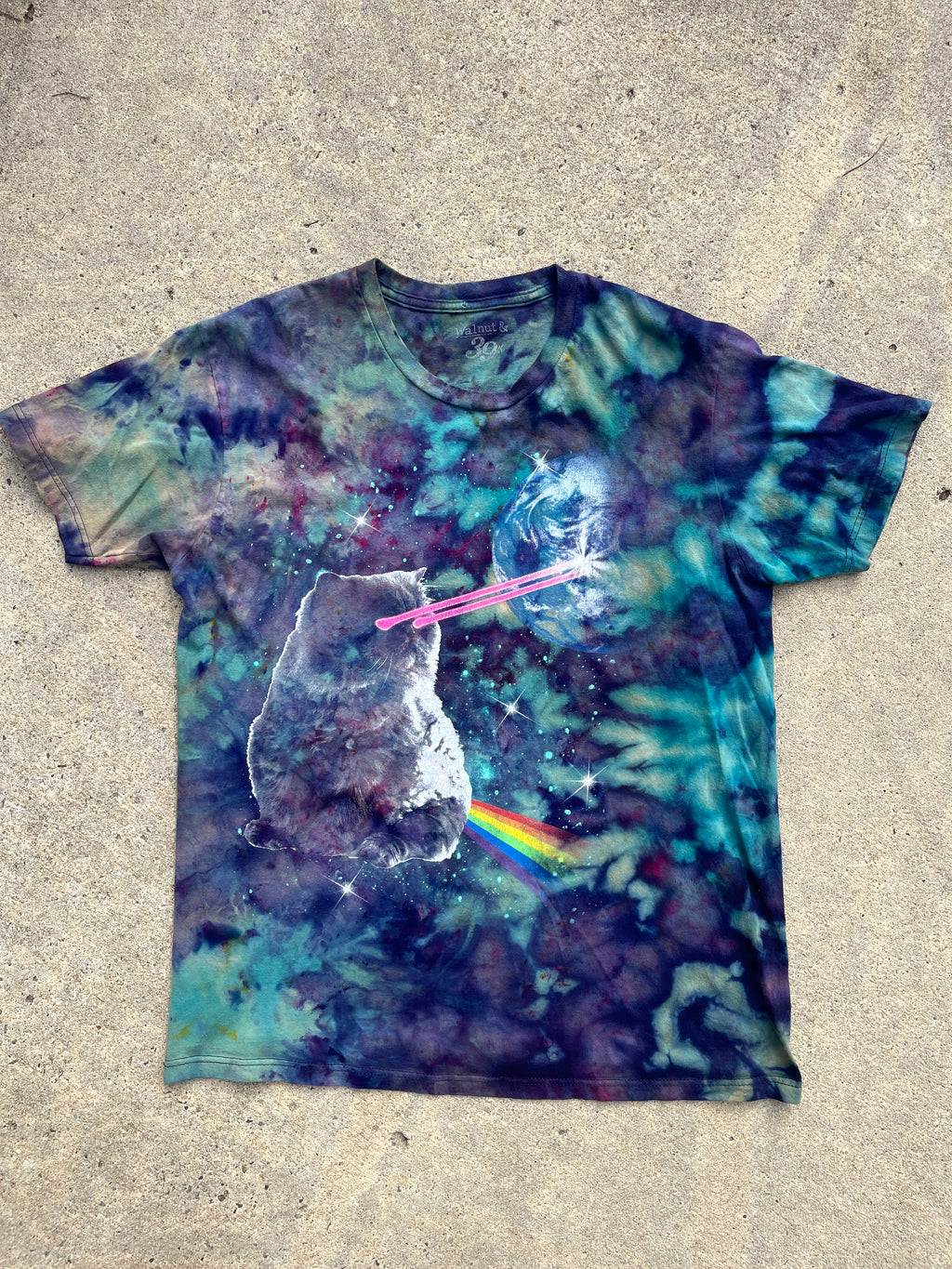 Rainbow Cat Laser Beam Blue and Purple Short Sleeve Galaxy Tie Dye T-Shirt | Men's Large