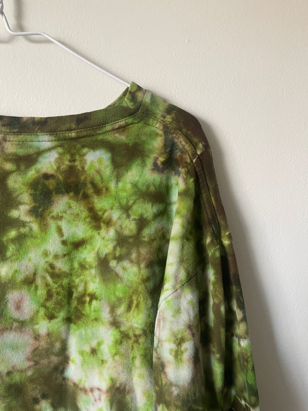 XL Men's Delicate Arch Handmade Reverse Tie Dye T-Shirt | One-Of-a-Kind Upcycled Green and Brown Long Sleeve Shirt