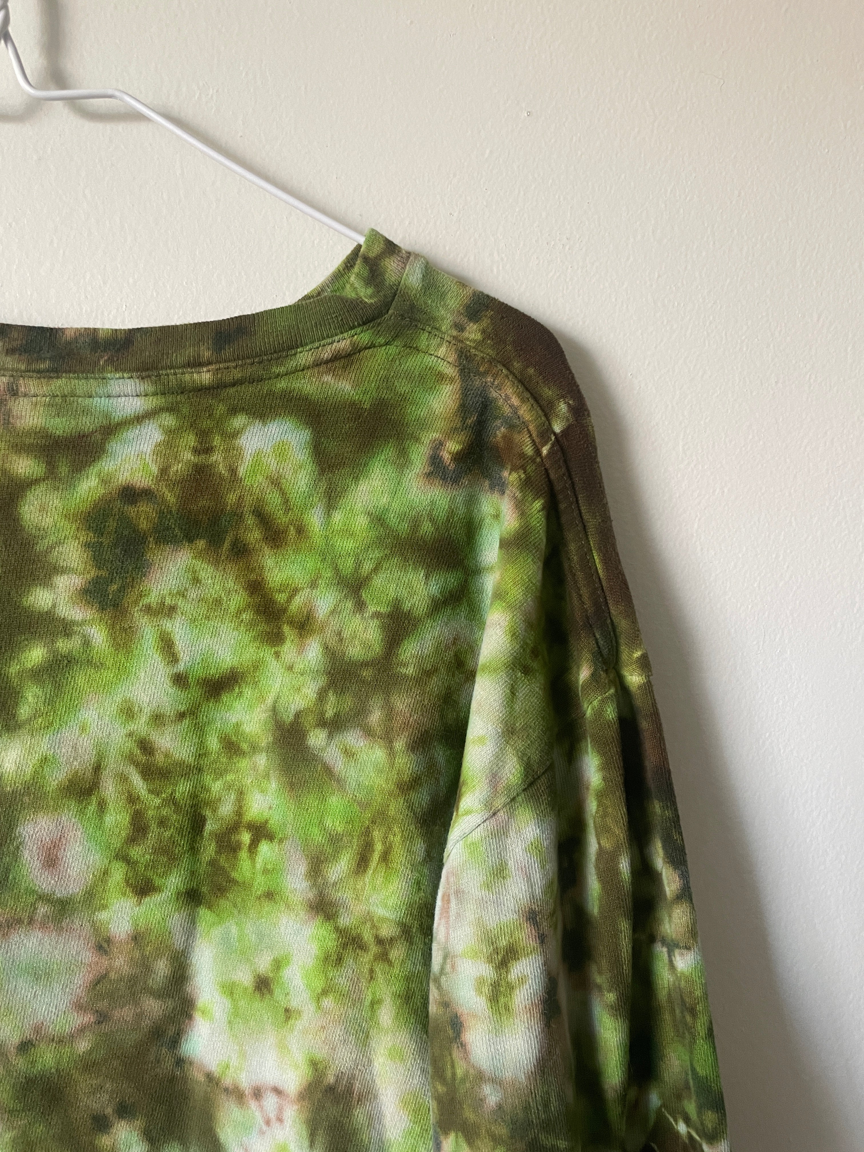 XL Men's Delicate Arch Handmade Reverse Tie Dye T-Shirt | One-Of-a-Kind Upcycled Green and Brown Long Sleeve Shirt