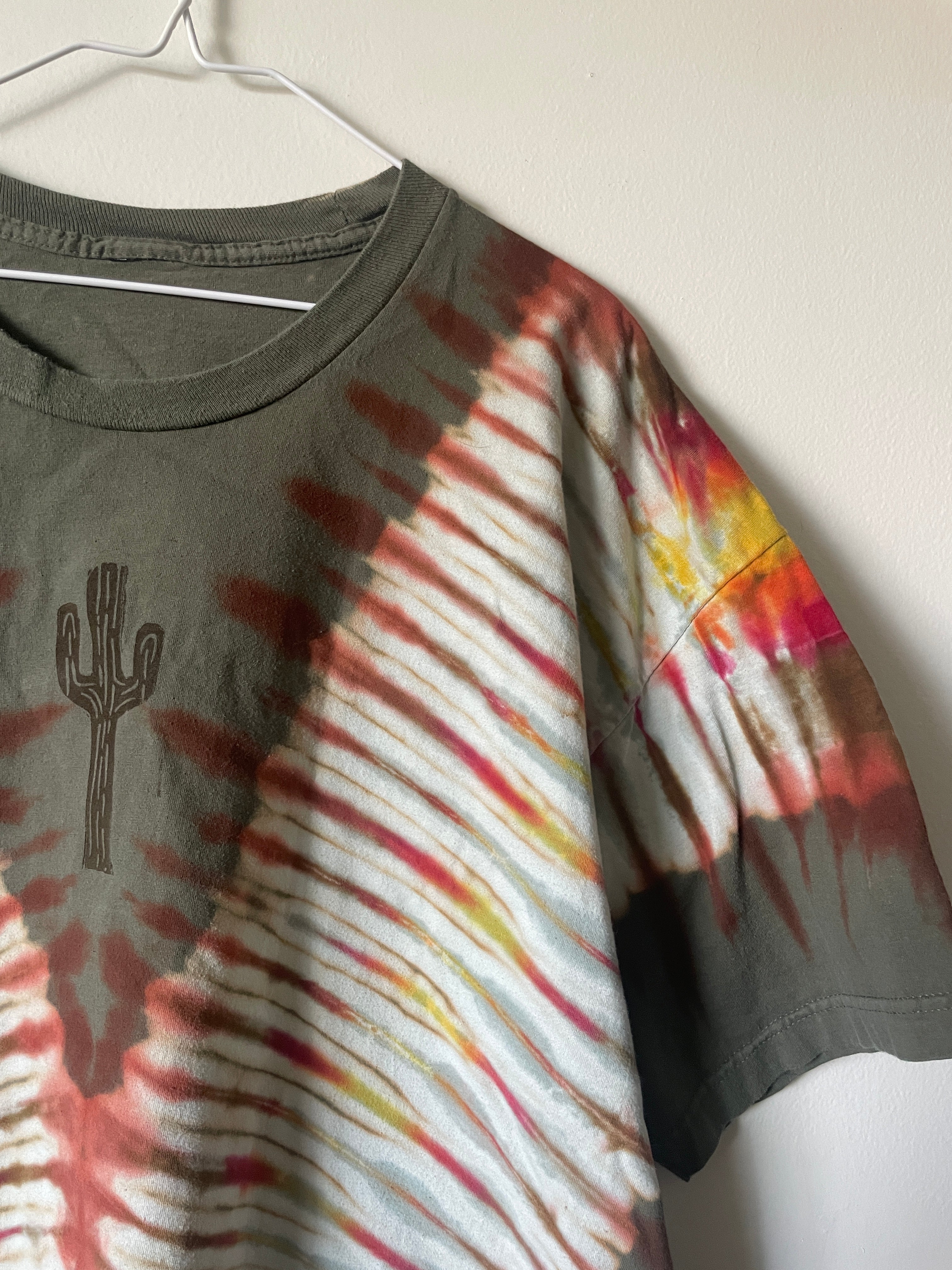 2/3XL Men's Saguaro Cactus Handmade Reverse Tie Dye T-Shirt | One-Of-a-Kind Upcycled Brown and Orange Short Sleeve Shirt