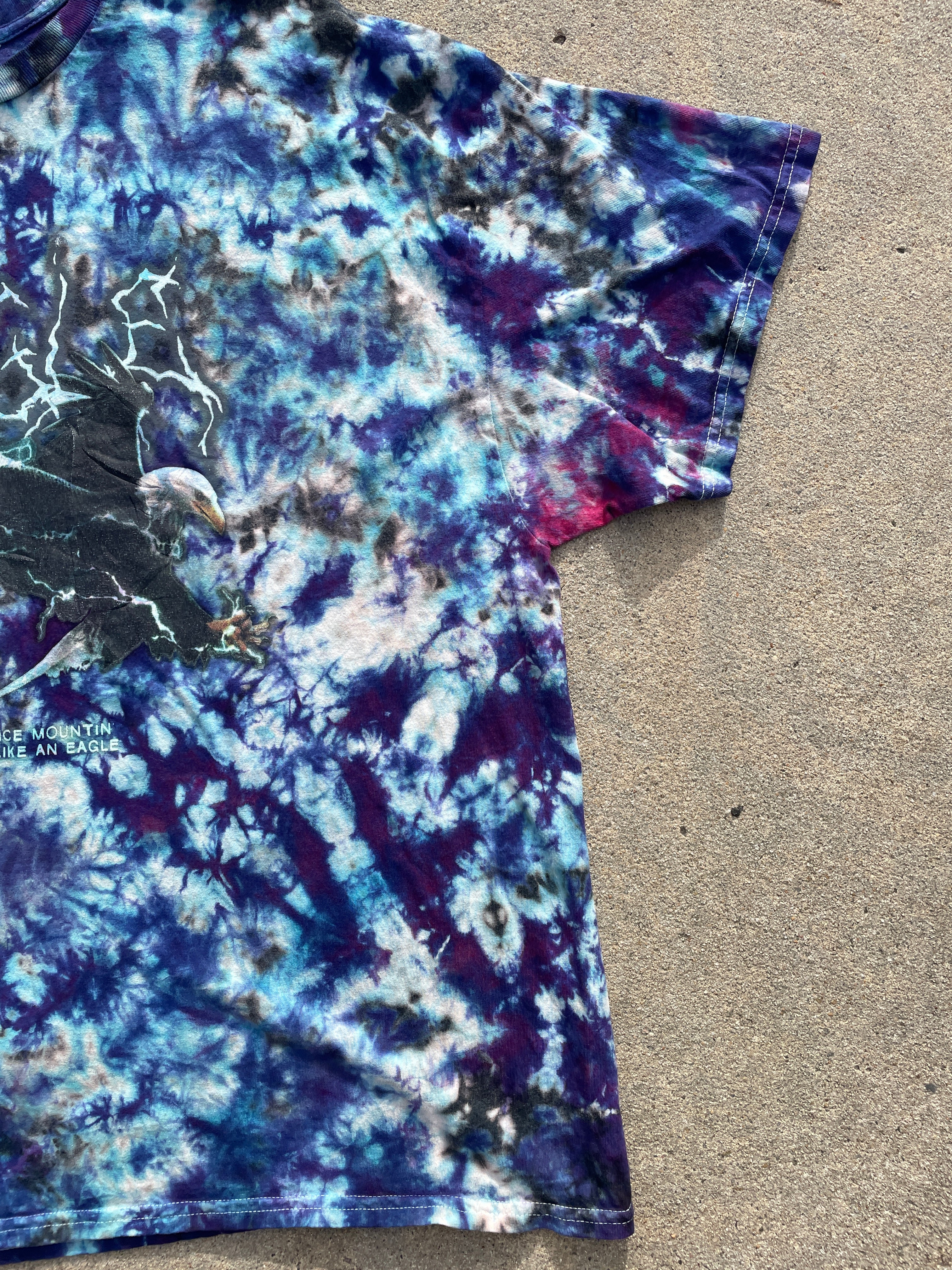 Lightning Eagle Blue and Black Short Sleeve Bleach Dyed T-Shirt | Men's 2XL