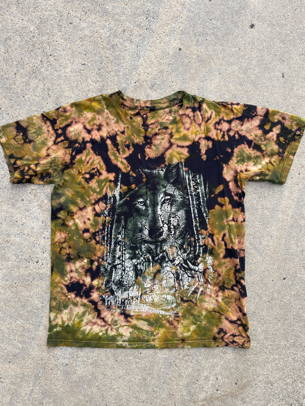 Wolf Pack Black and Green Short Sleeve Bleach Dyed T-Shirt | Men's XL