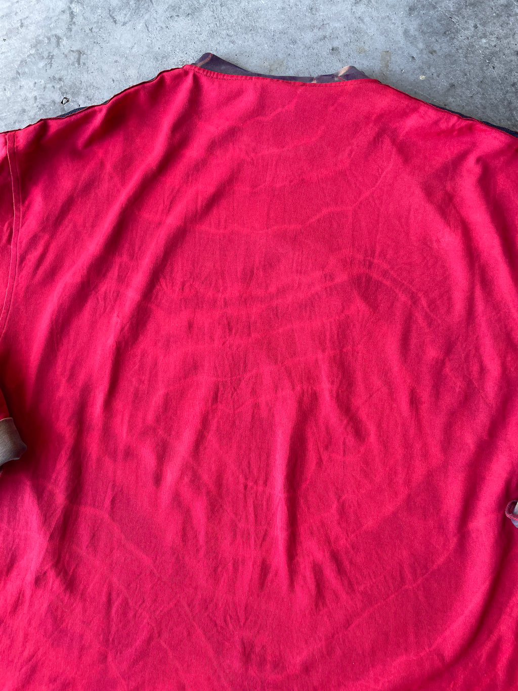 CRAZY adidas Tre-Foil Crewneck Sweatshirt with Tie Dye Lining | One-of-a-Kind Red and Black Sweatshirt | Men's XL