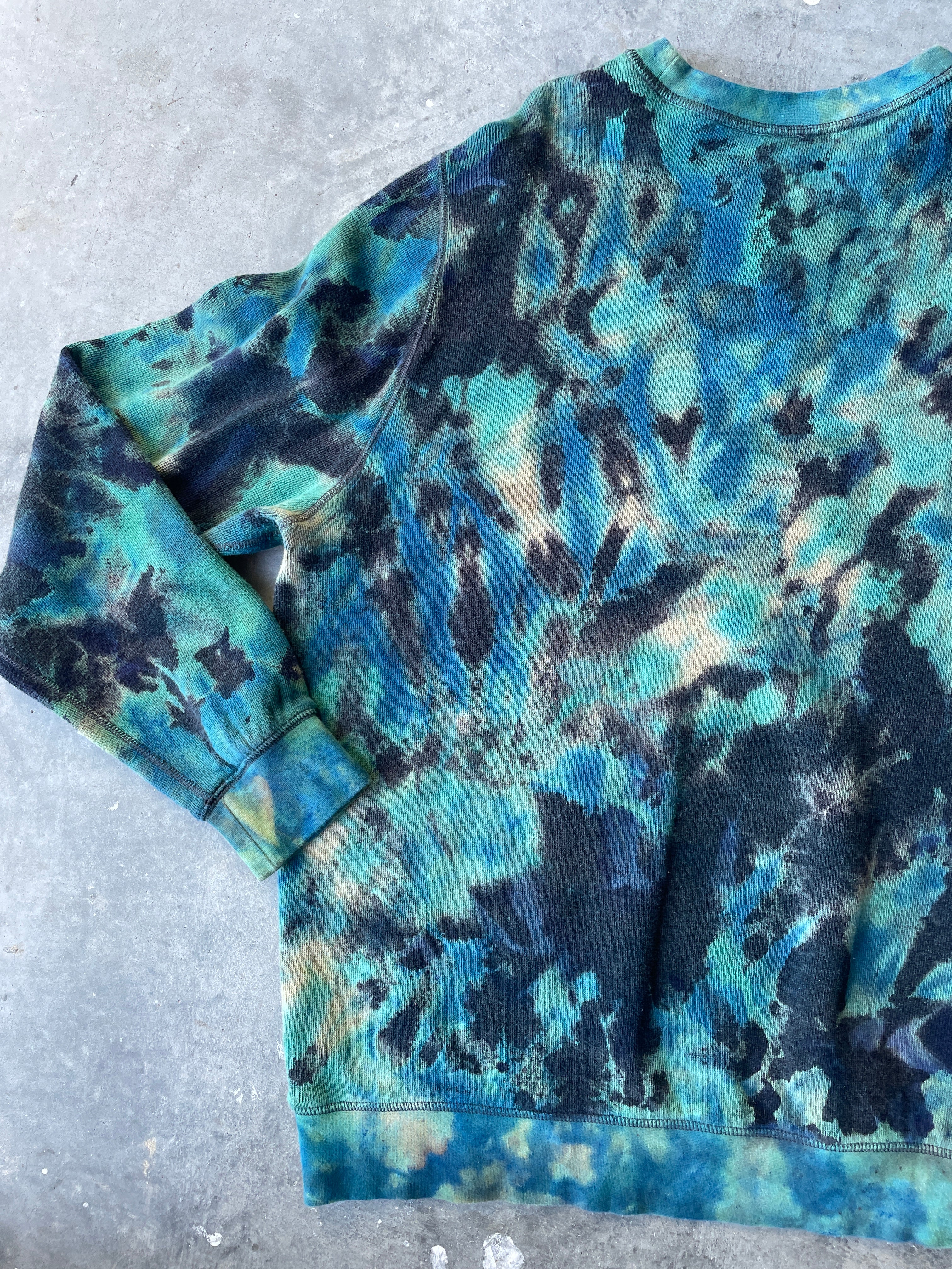 Nike Golf Tie Dye Crewneck Sweatshirt | One-of-a-Kind Blue and Black Sweatshirt | Men's XL