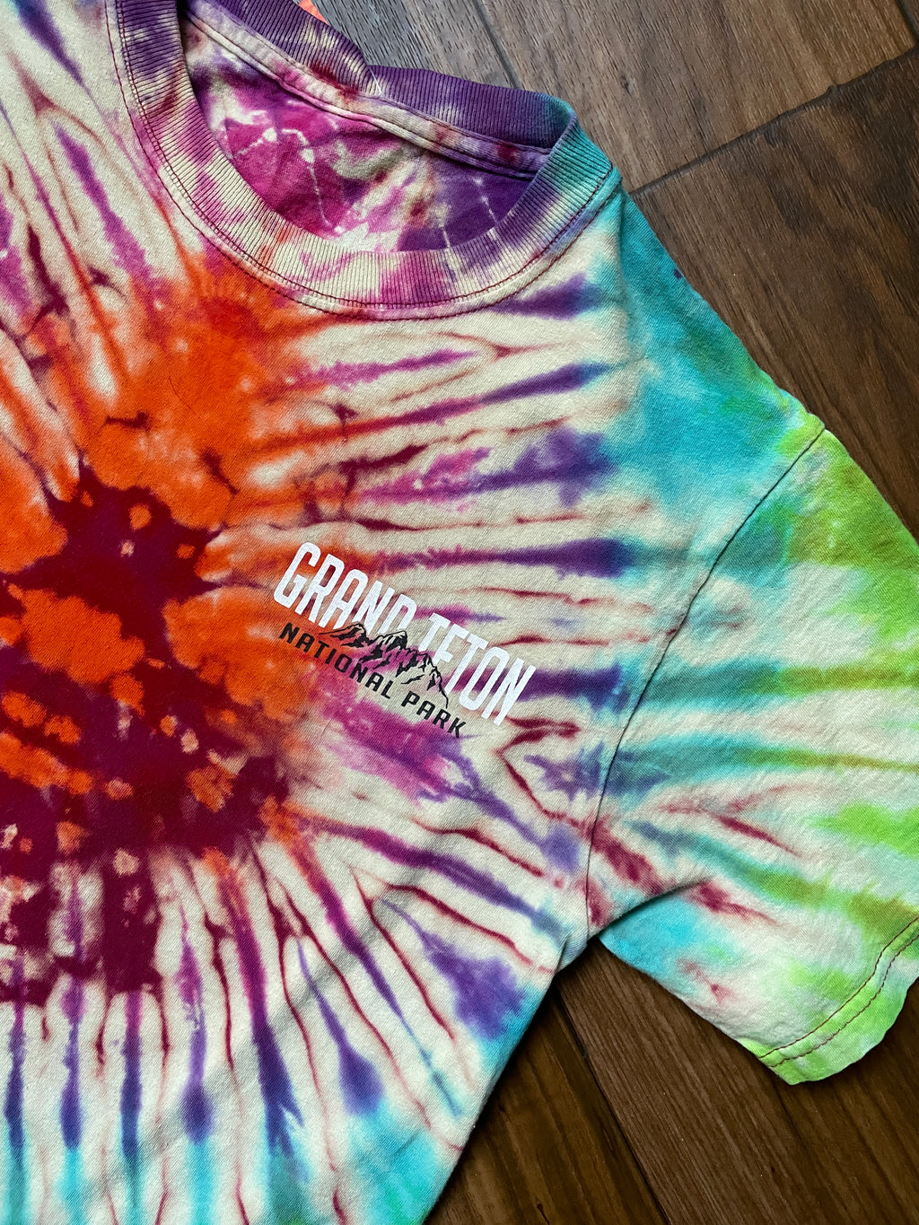 Men's Small Grand Teton (WY) Handmade Tie Dye Short Sleeve T-Shirt
