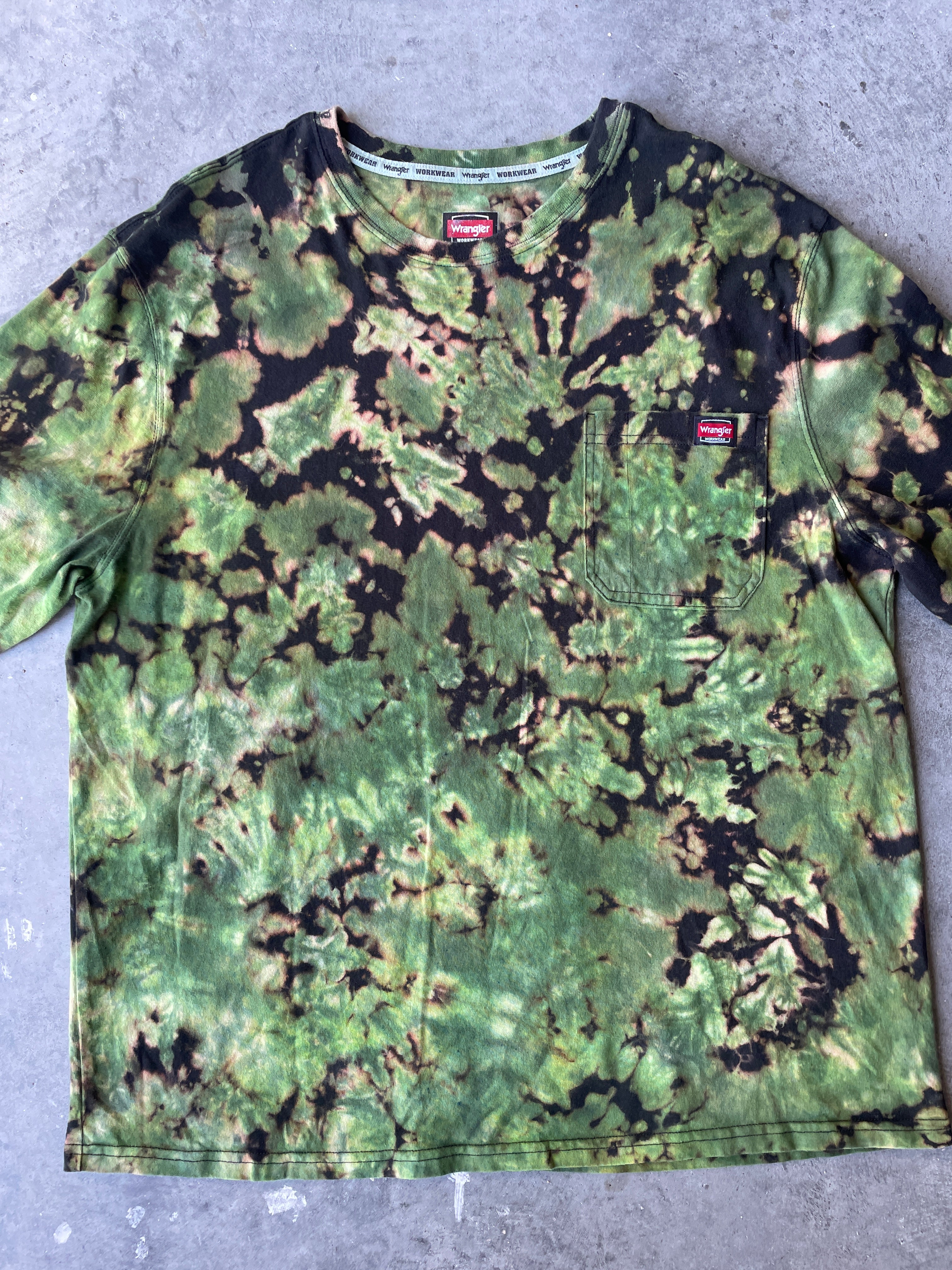 Wrangler Black and Green Long Sleeve Reverse Tie Dyed T-Shirt | One-of-a-Kind | Men's 2XL
