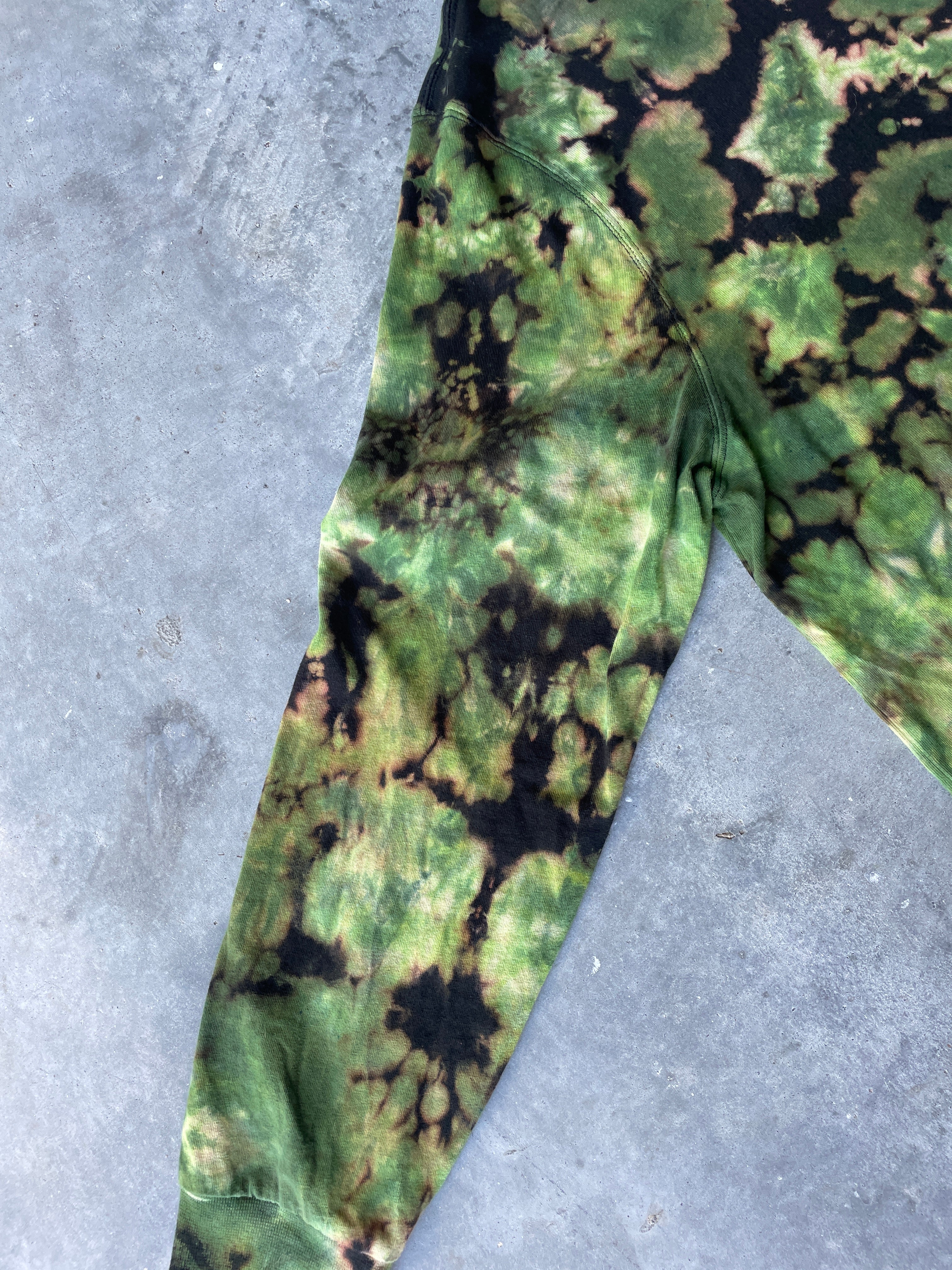 Wrangler Black and Green Long Sleeve Reverse Tie Dyed T-Shirt | One-of-a-Kind | Men's 2XL