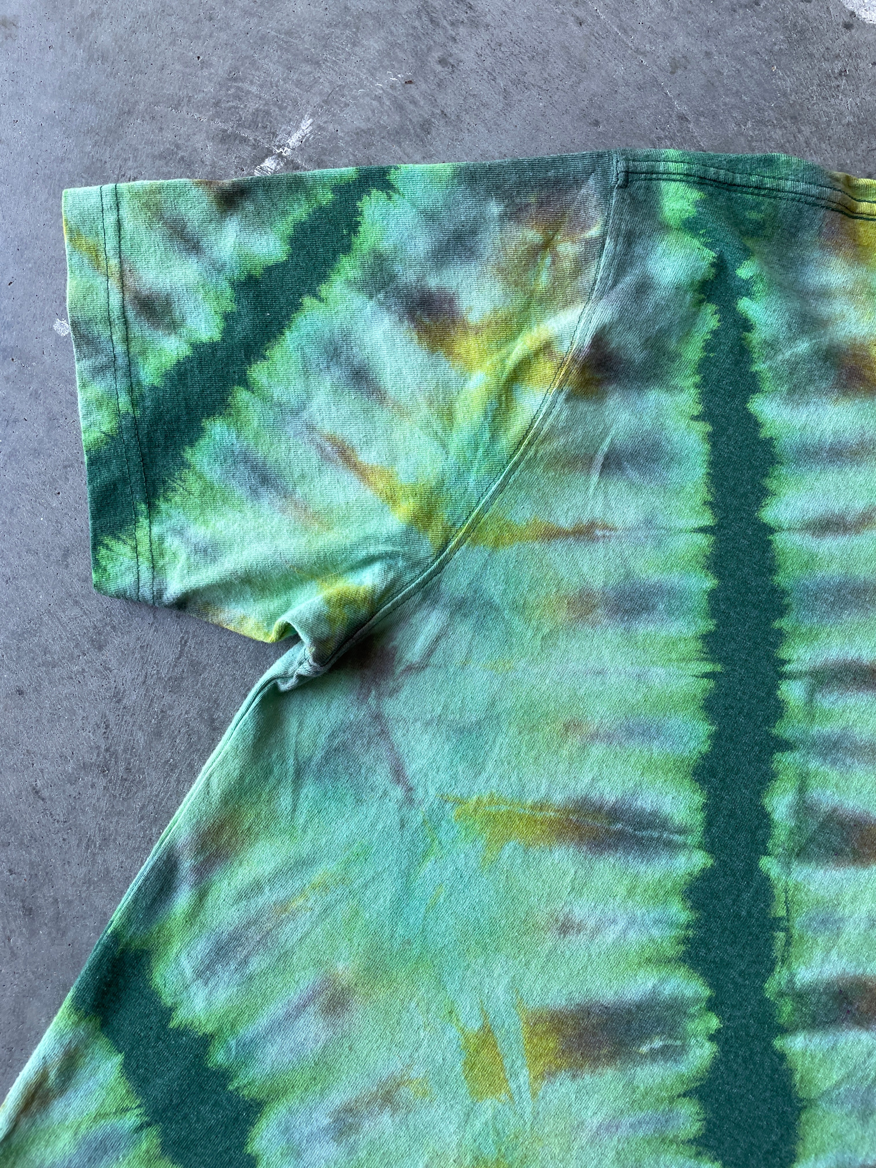 Carhartt Short Sleeve Green & Yellow Reverse Tie Dye T-Shirt | One-of-a-Kind | Men's Small