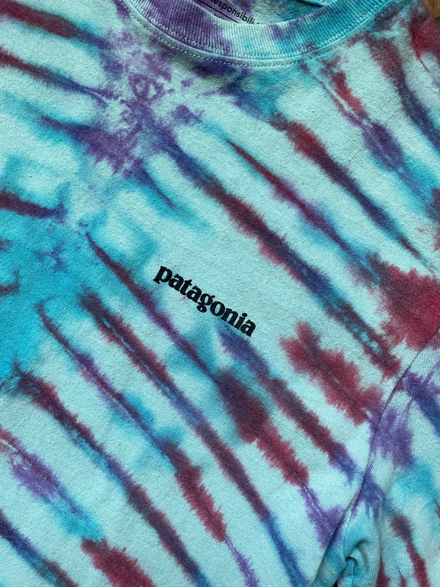 Men's XS Patagonia Logo Handmade Tie Dye Short Sleeve T-Shirt