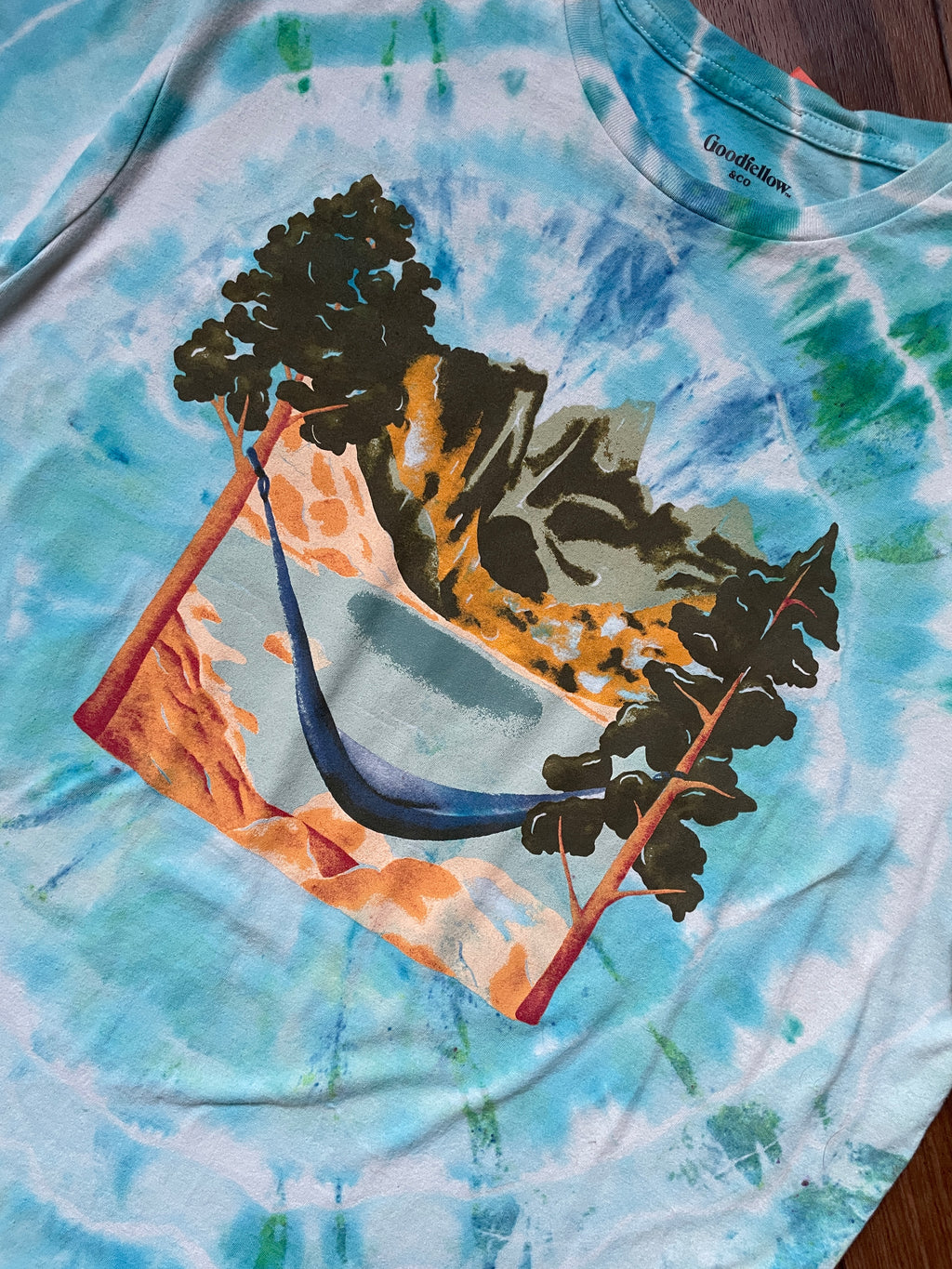 Men's Large Mountain Lake Hammock Handmade Tie Dye Short Sleeve T-Shirt