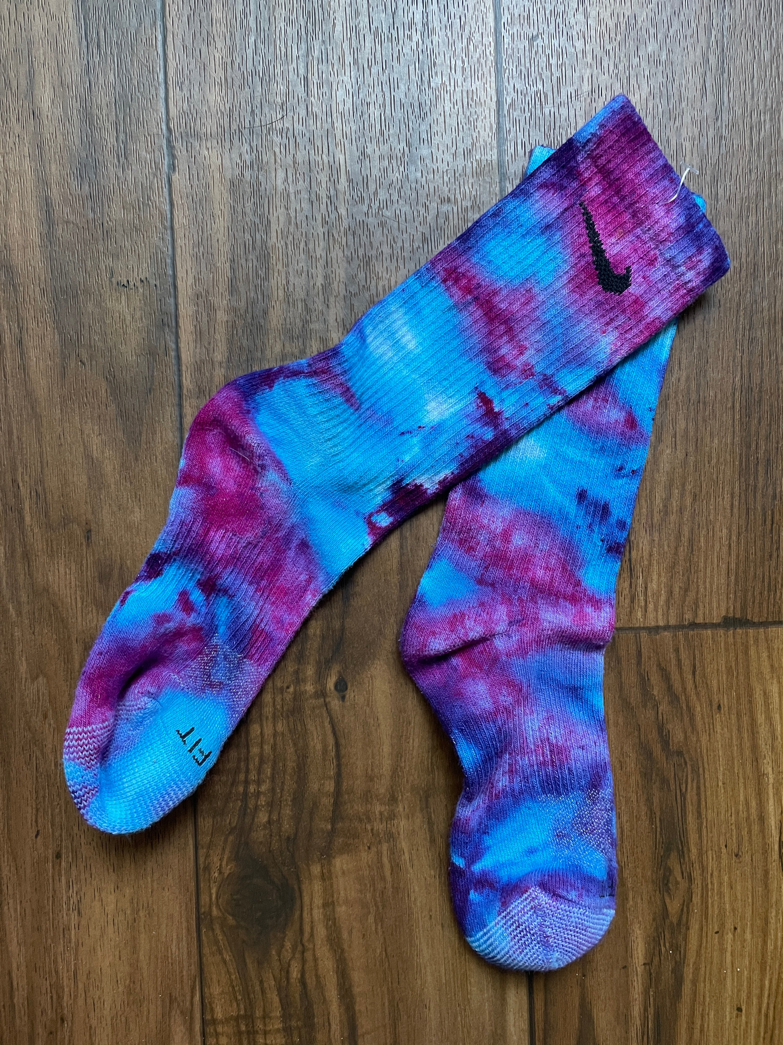 Galaxy Dye Nike Dri-FIT Everyday Plus Training Socks - Size Large (Men's 9-12/Women's 10-13)