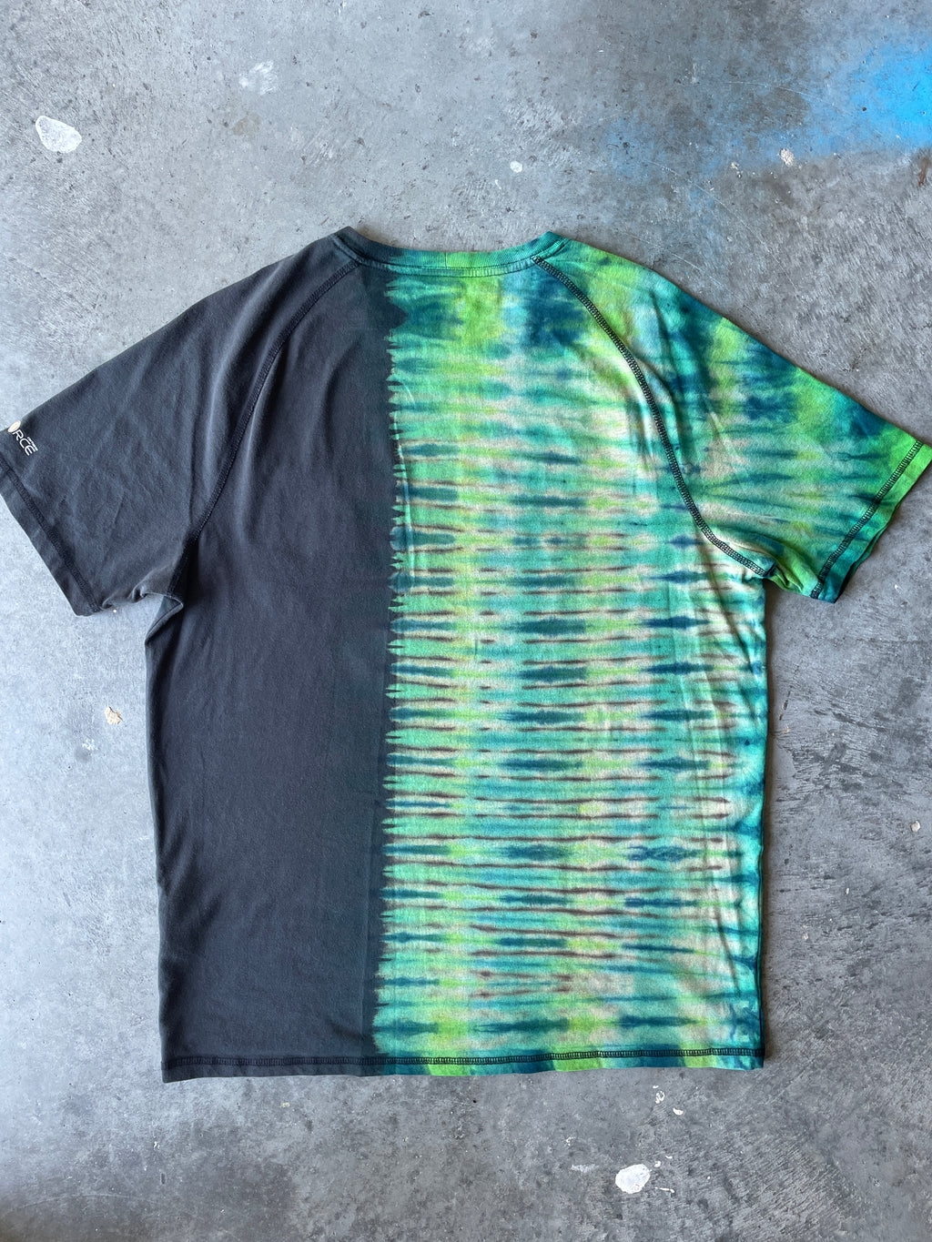 Carhartt Short Sleeve Black and Green Reverse Tie Dye T-Shirt | One-of-a-Kind | Men's Medium