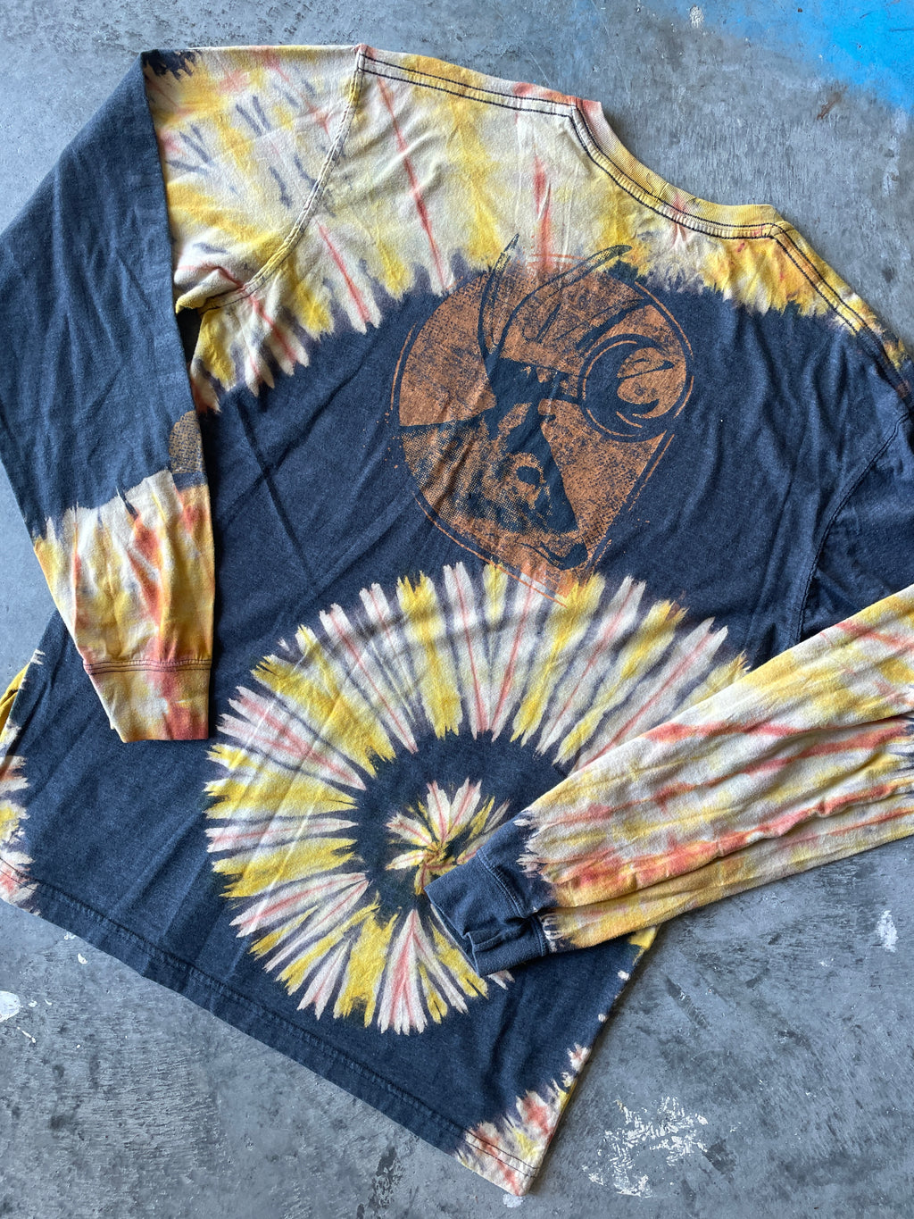 Carhartt Buck Long Sleeve Gray & Gold Reverse Tie Dye T-Shirt | One-of-a-Kind | Men's Medium