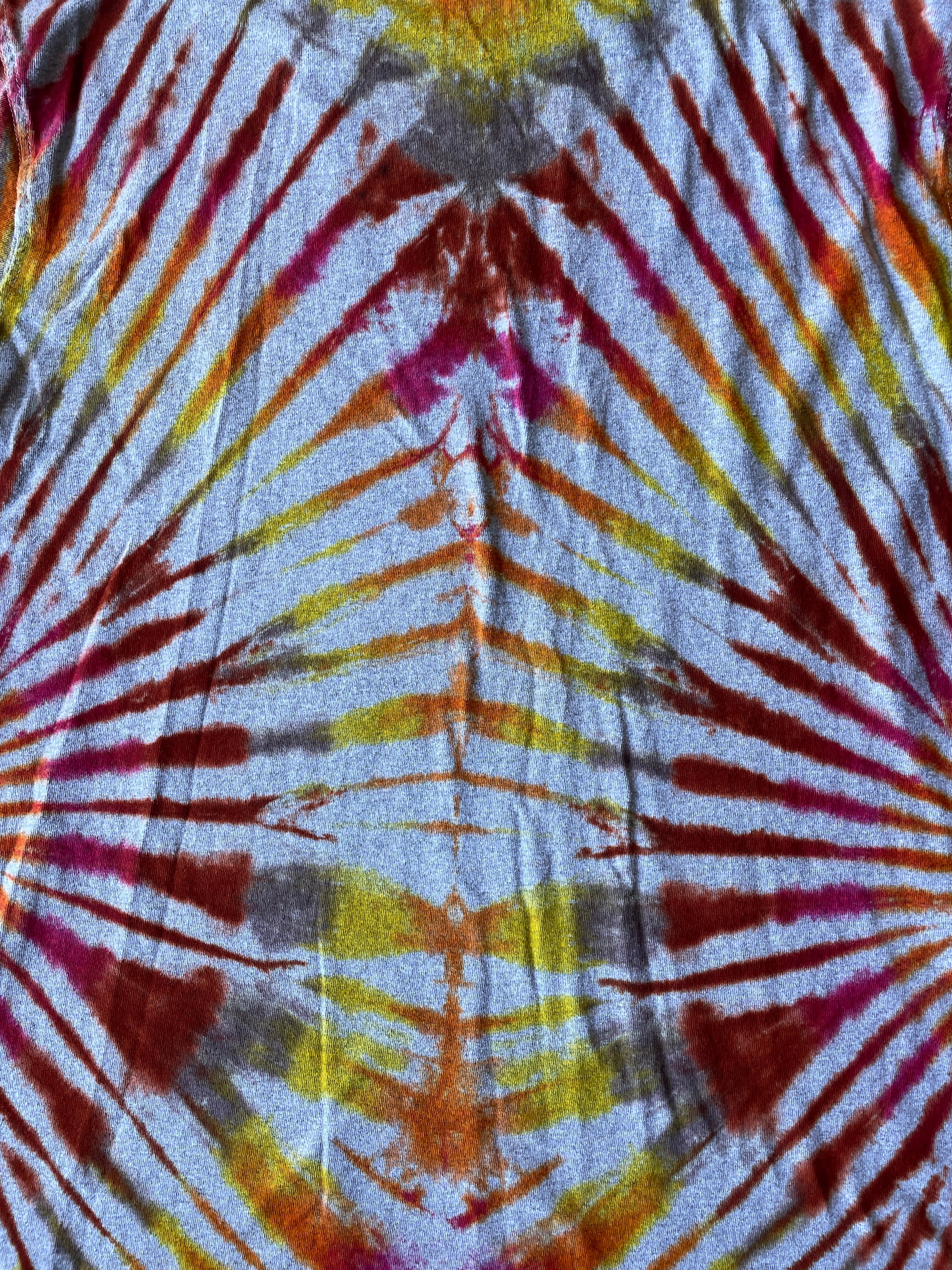 Carhartt Short Sleeve Gray & Gold Tie Dye Graphic T-Shirt | One-of-a-Kind | Men's Large