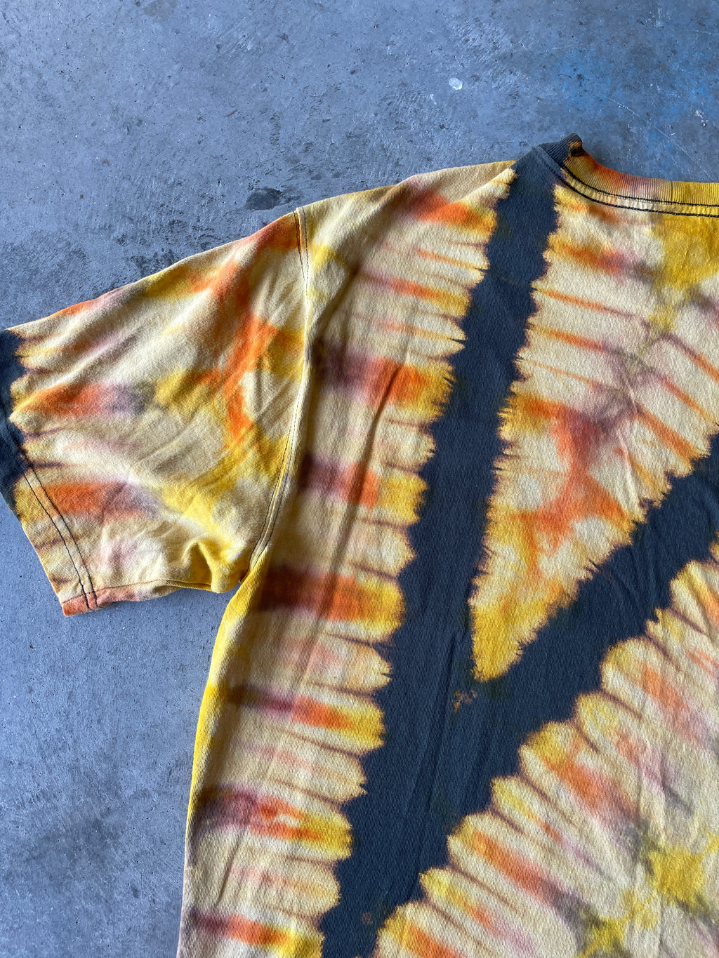 Carhartt Short Sleeve Gray and Gold Reverse Tie Dye T-Shirt | One-of-a-Kind | Men's Large
