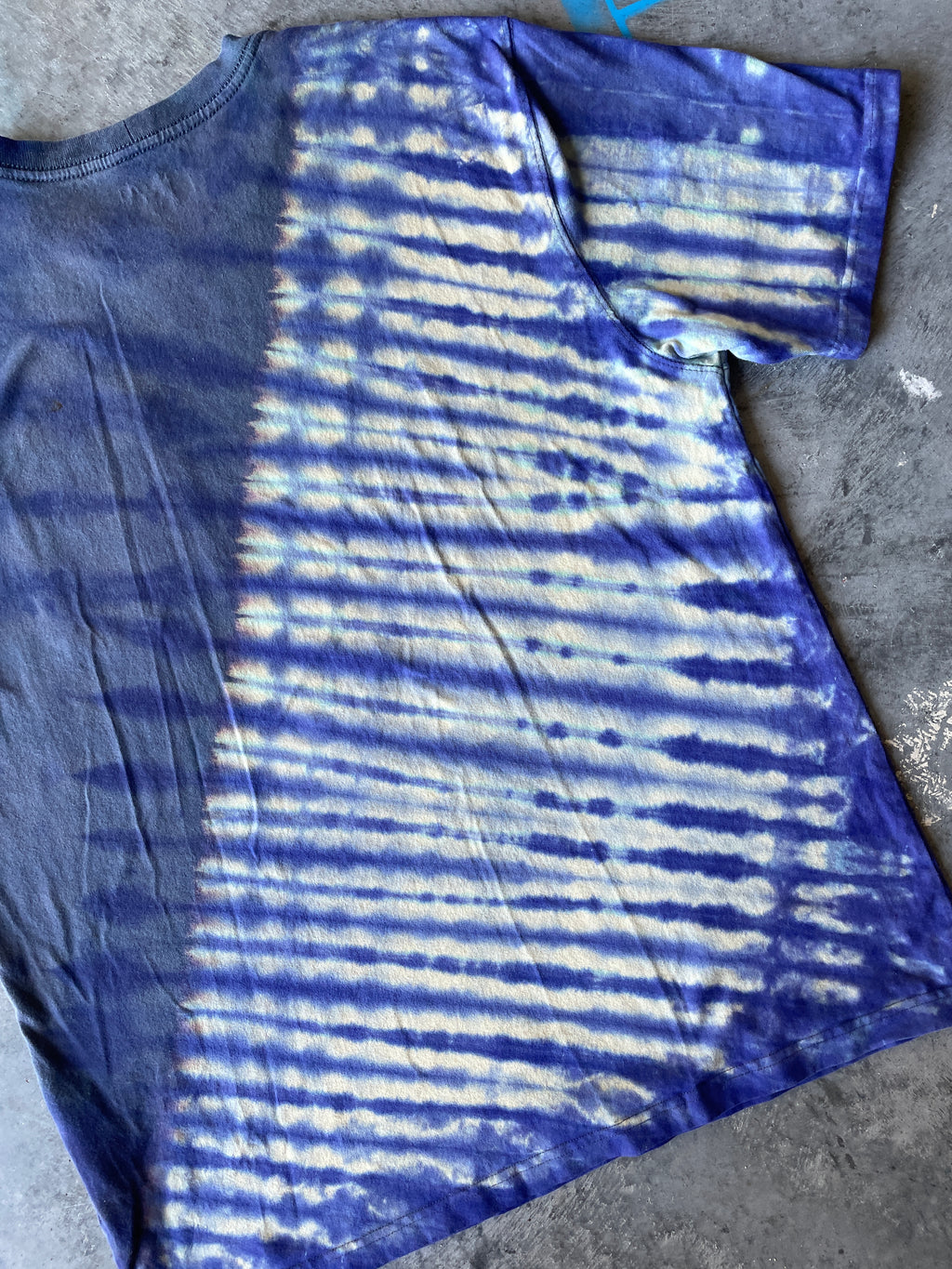 Carhartt Short Sleeve Blue and Purple Reverse Tie Dye T-Shirt | One-of-a-Kind | Men's Large