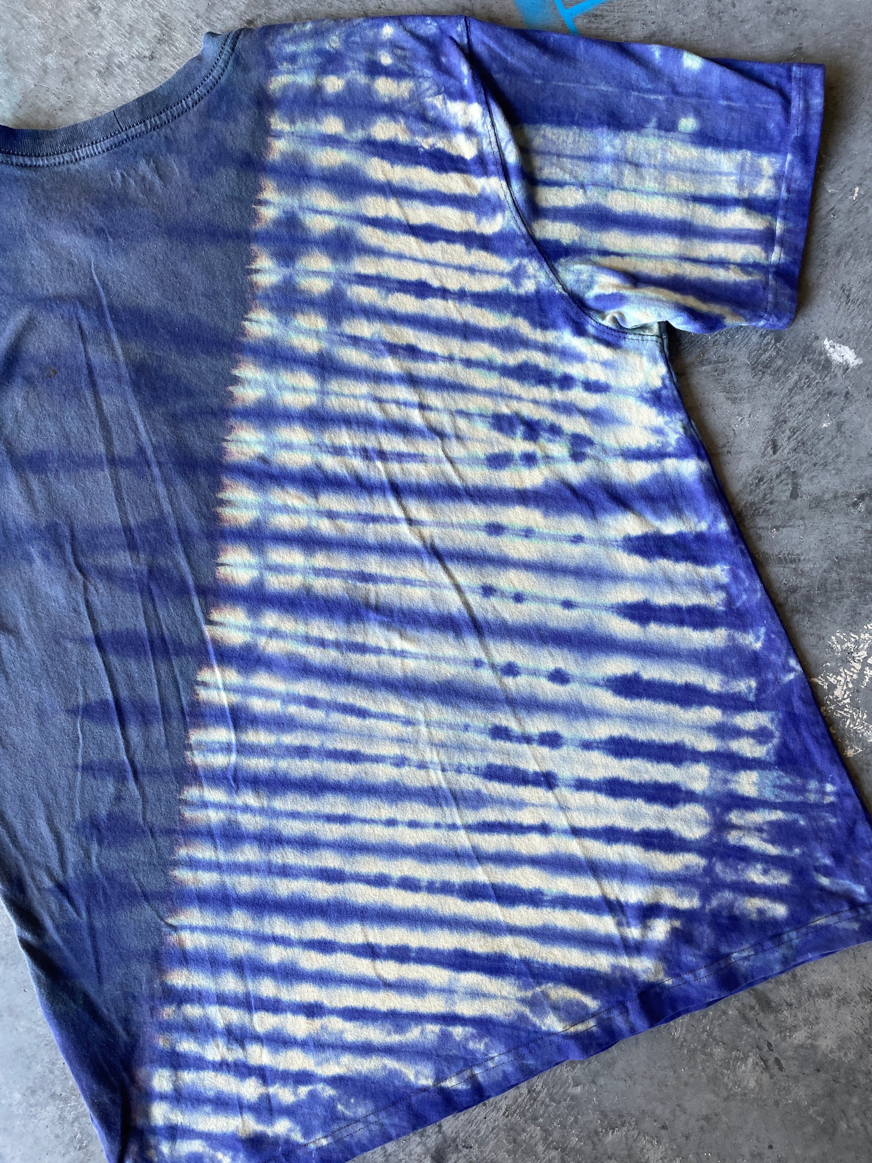 Carhartt Short Sleeve Blue and Purple Reverse Tie Dye T-Shirt | One-of-a-Kind | Men's Large