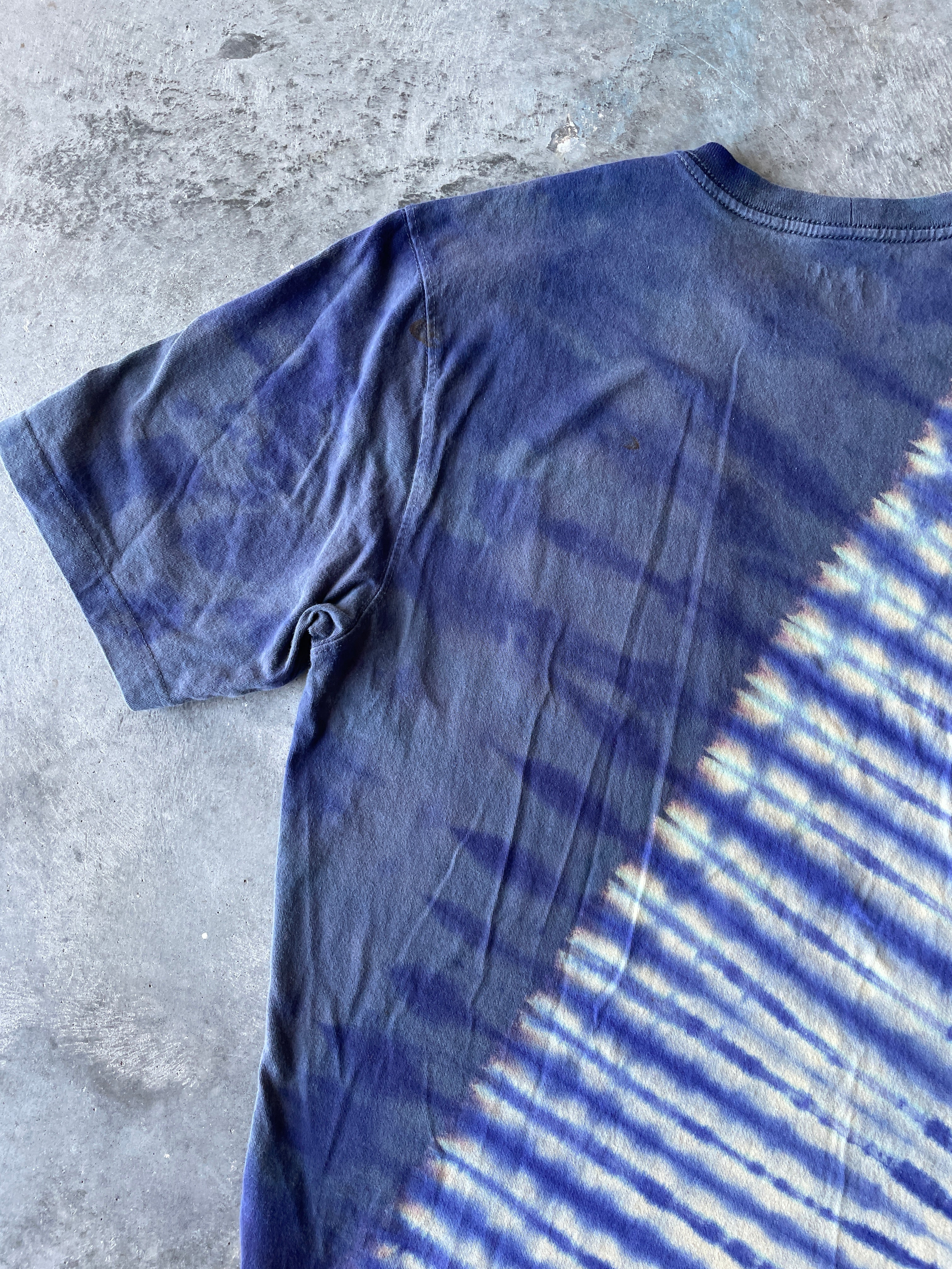 Carhartt Short Sleeve Blue and Purple Reverse Tie Dye T-Shirt | One-of-a-Kind | Men's Large