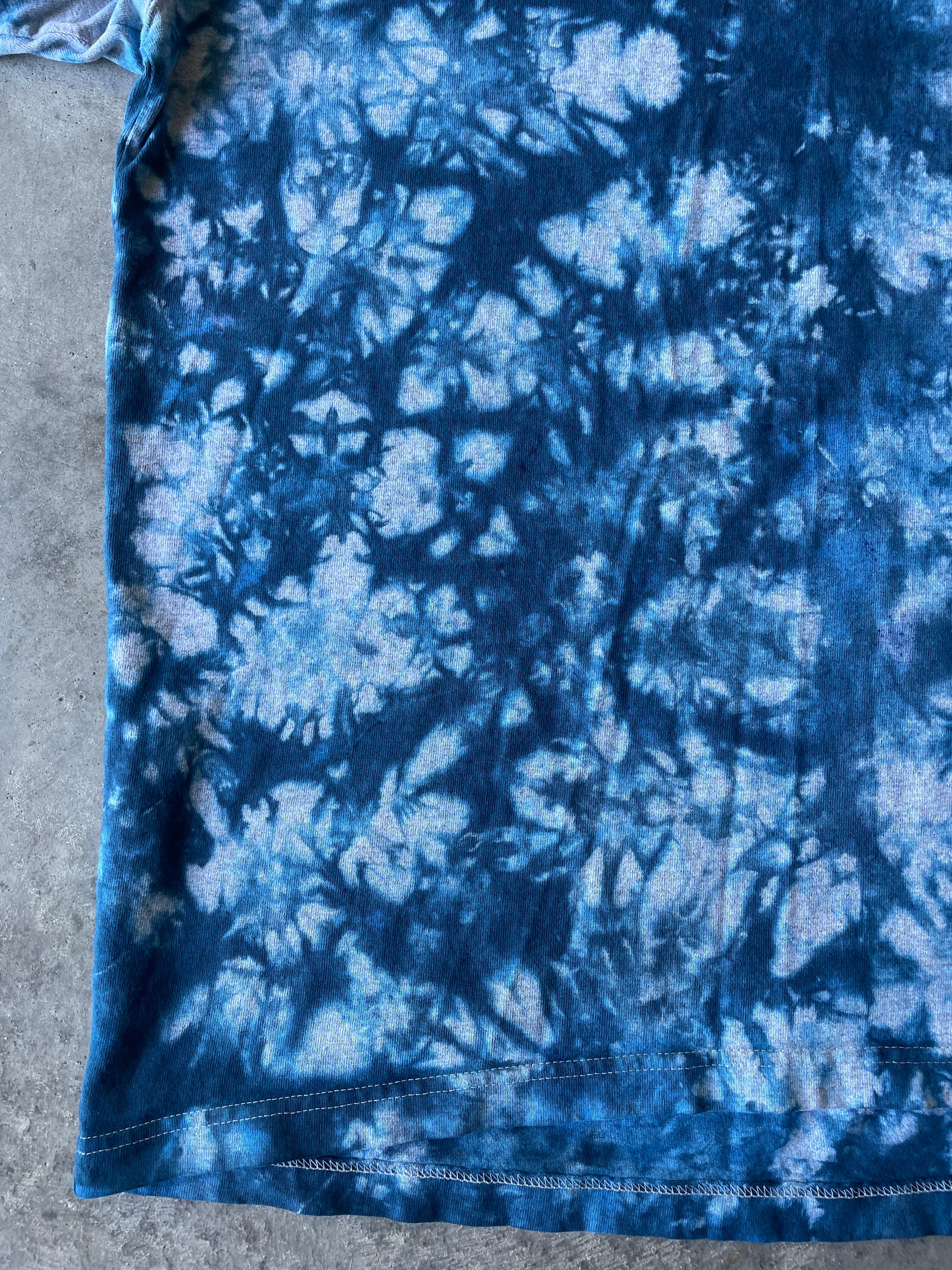 Carhartt Short Sleeve Blue and Gray Tie Dye T-Shirt | One-of-a-Kind | Men's XL