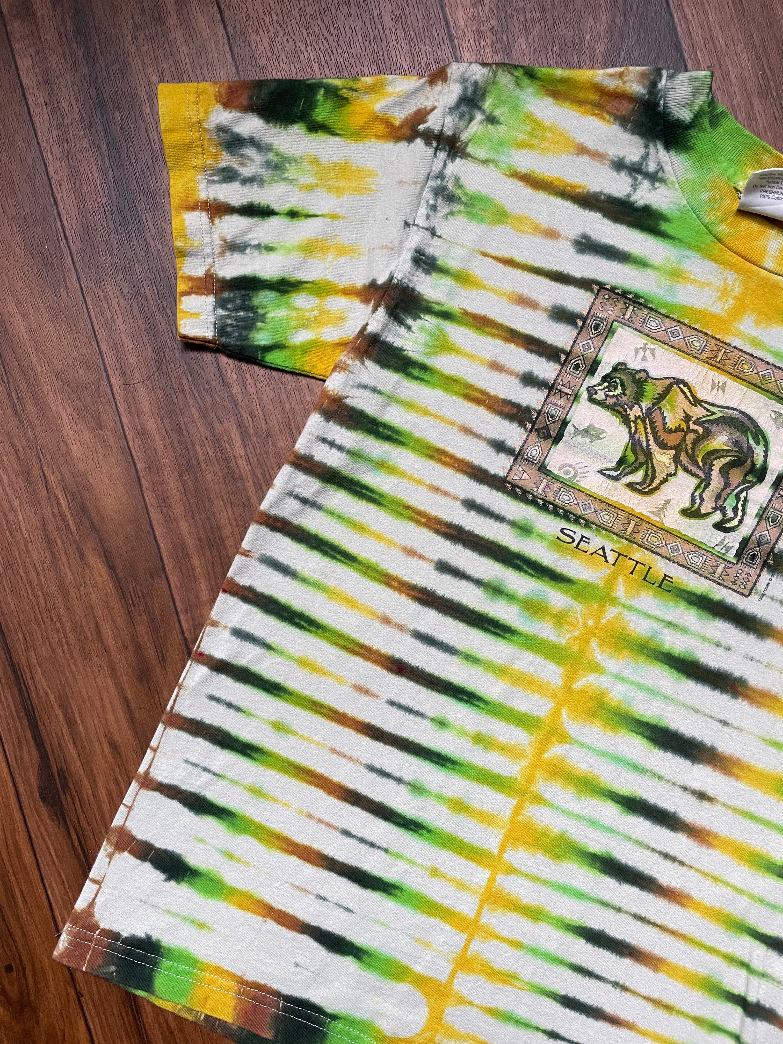 Men's Small Vintage Seattle Bear Handmade Tie Dye Short Sleeve T-Shirt