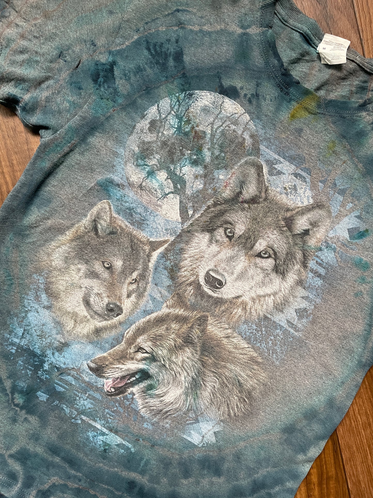 Men's Medium Vintage Wolf Pack Handmade Tie Dye Short Sleeve T-Shirt