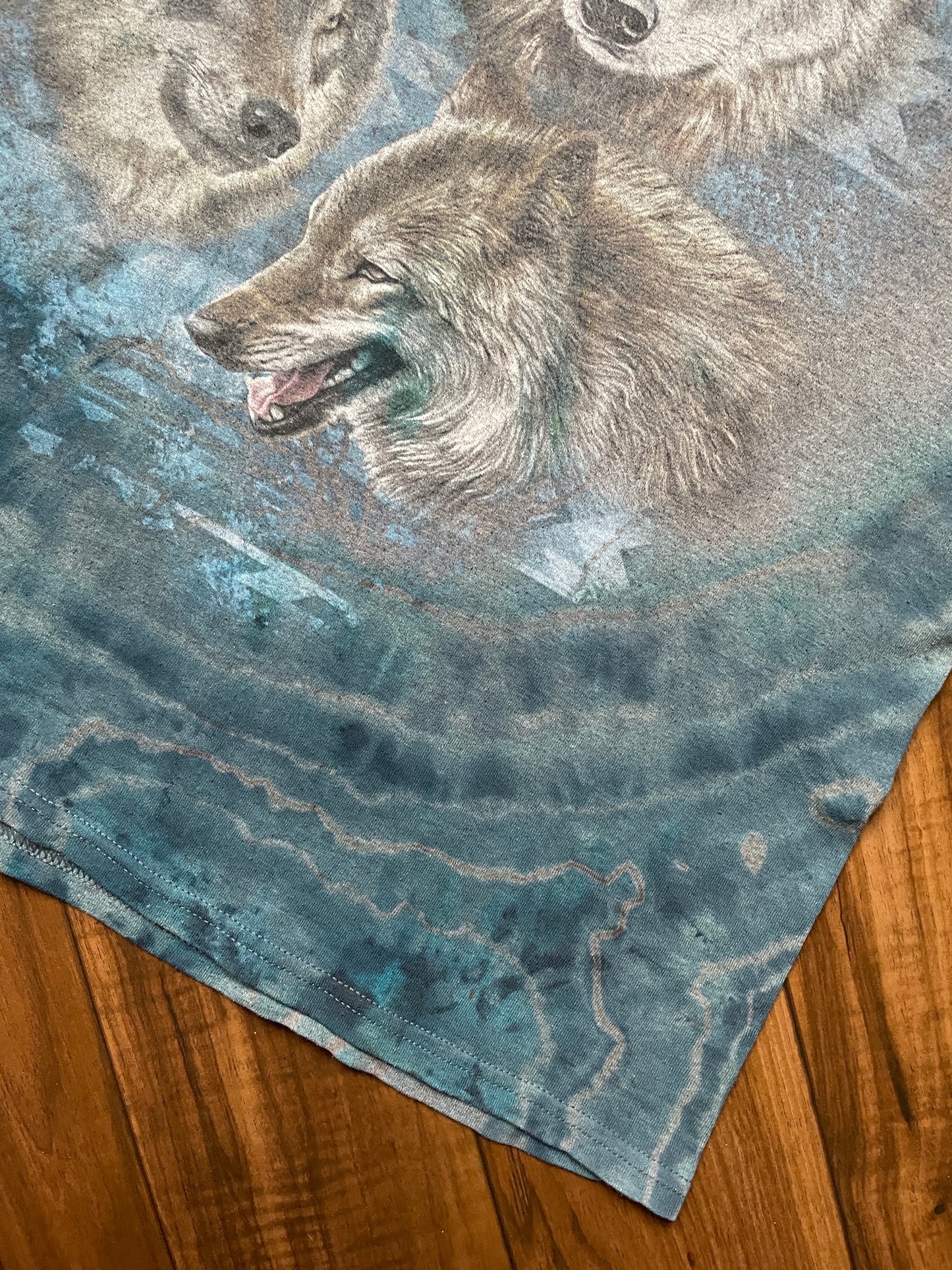 Men's Medium Vintage Wolf Pack Handmade Tie Dye Short Sleeve T-Shirt