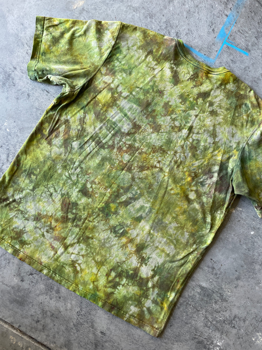 Carhartt Short Sleeve Green and Gold Tie Dye T-Shirt | One-of-a-Kind | Men's XL Tall