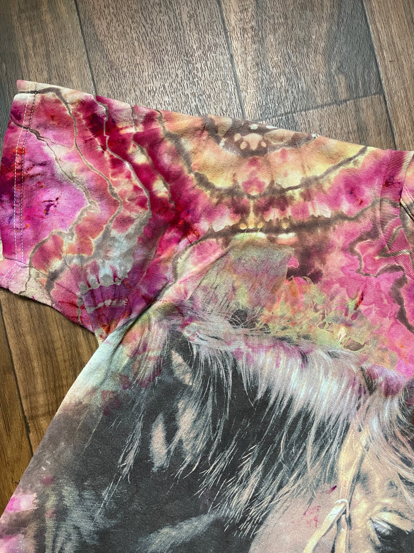 Men's Large Horse Handmade Tie Dye Short Sleeve T-Shirt (Vintage from 2003)