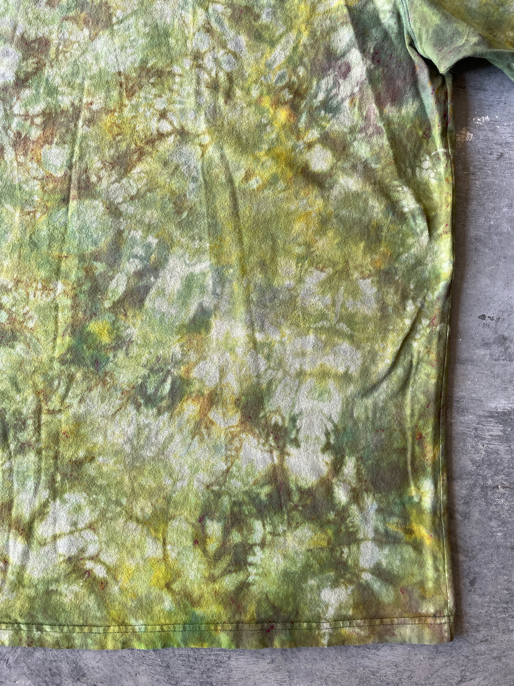 Carhartt Short Sleeve Green and Gold Tie Dye T-Shirt | One-of-a-Kind | Men's XL Tall