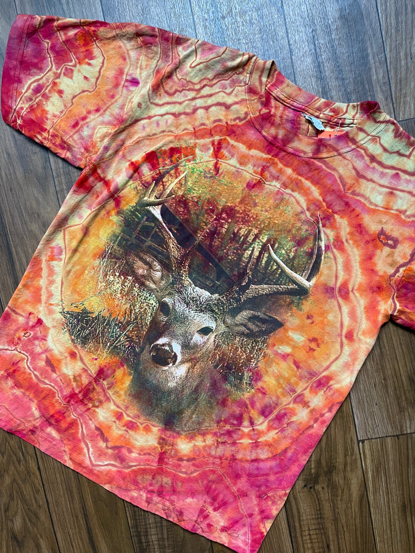 Men's Large Deer Handmade Geode Tie Dye Short Sleeve T-Shirt