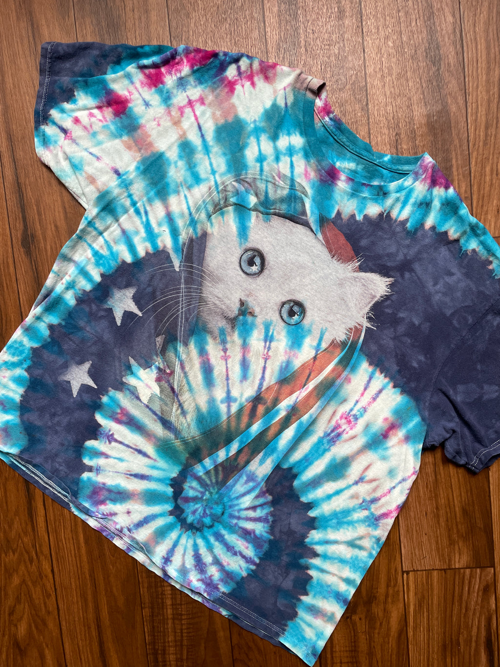 Men's 2XL Patriotic Cat Handmade Geode Tie Dye Short Sleeve T-Shirt