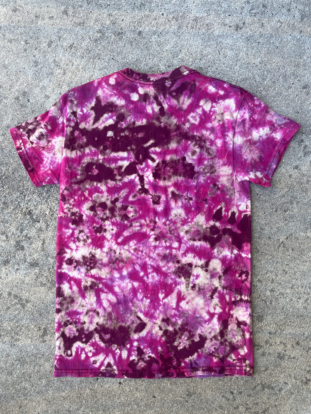 Hand-Printed Skeleton Heart Hands Pink and White Reverse Tie Dye Short Sleeve T-Shirt | Men's Size Small