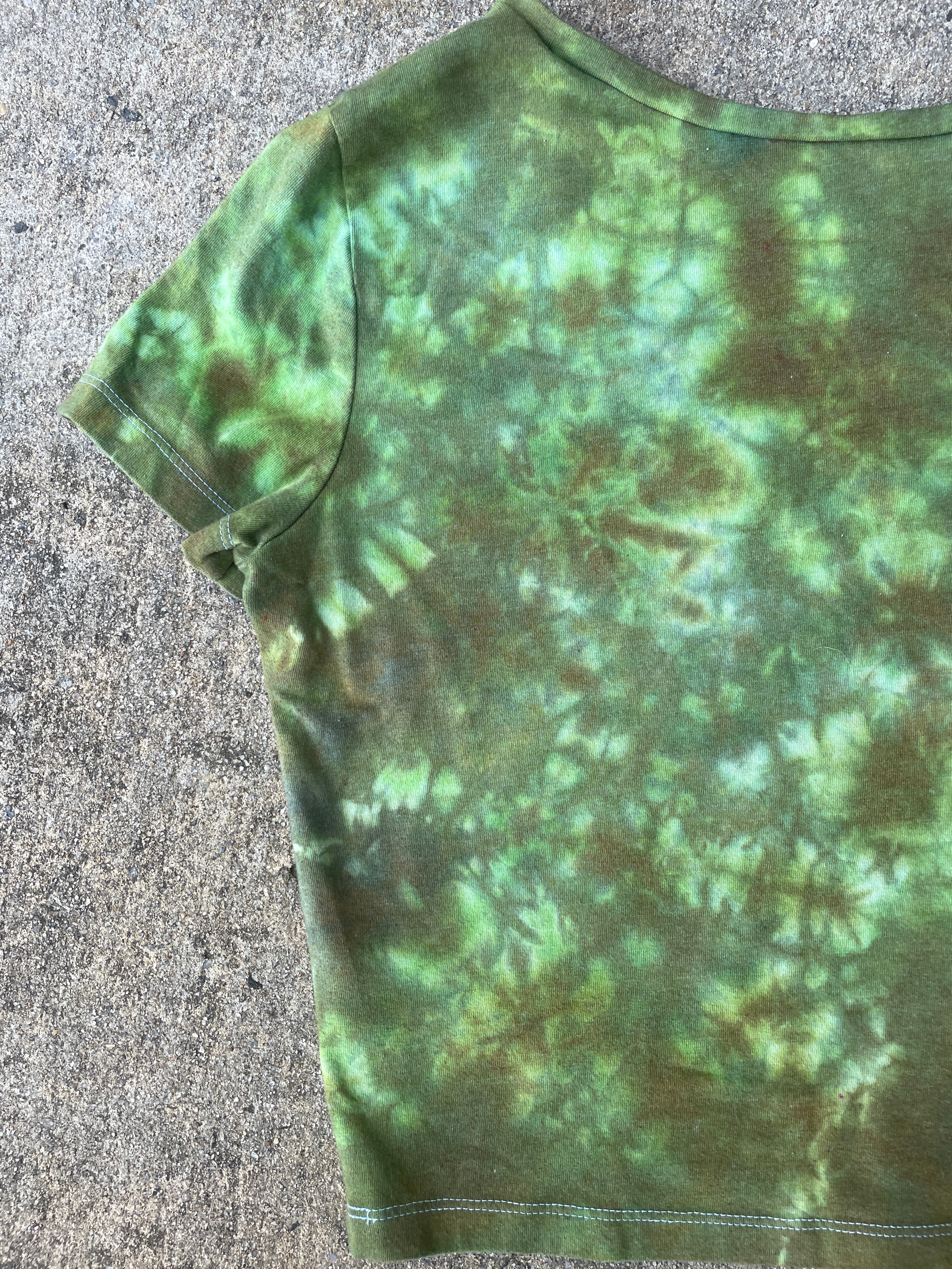 Hand-Printed Largemouth Bass Green and Brown Reverse Tie Dye Crop Top | Women's Size Medium