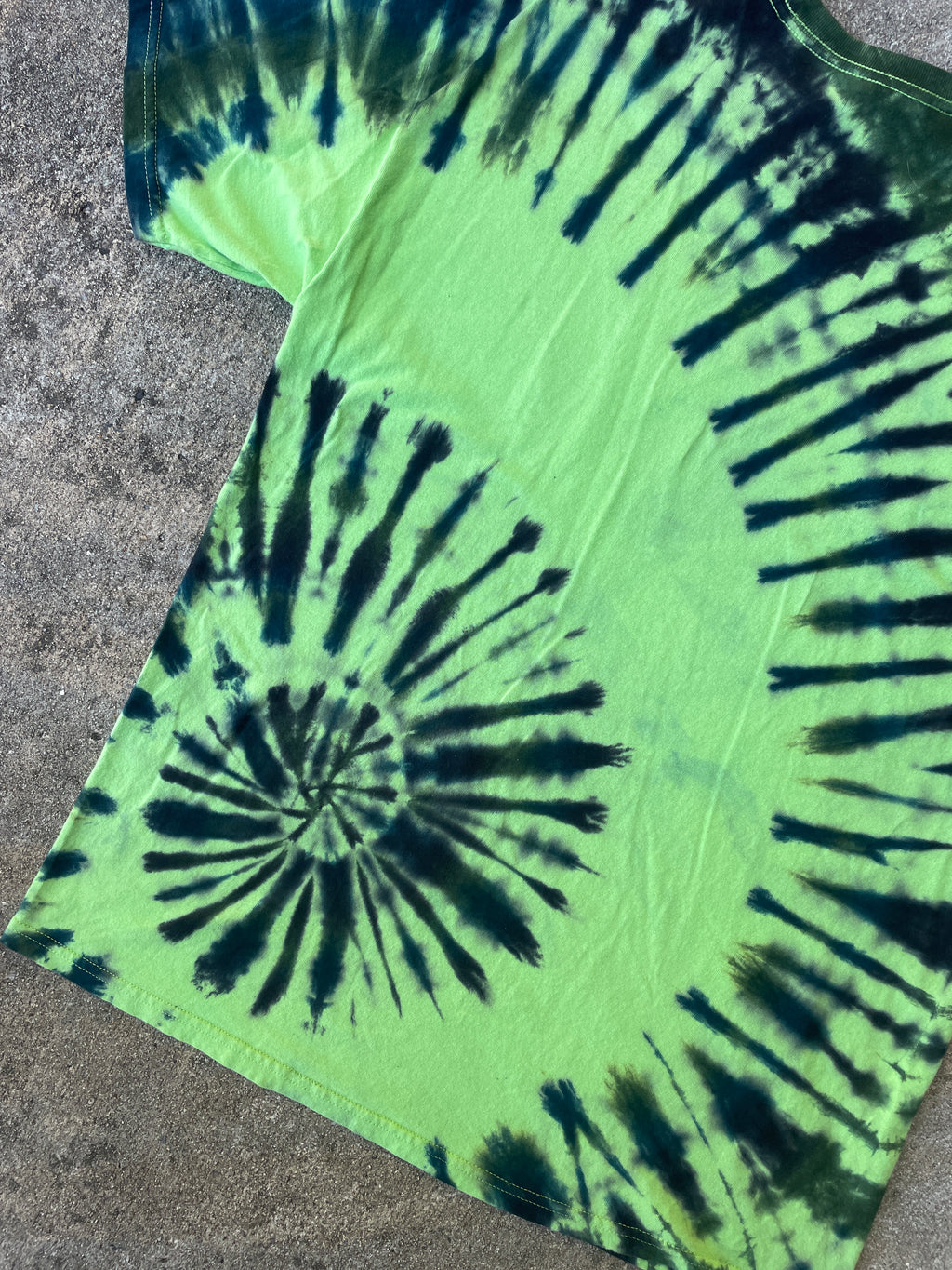 Hand-Printed Skeleton Rock On Green and Blue Spiral Tie Dye Short Sleeve T-Shirt | Men's Size Large