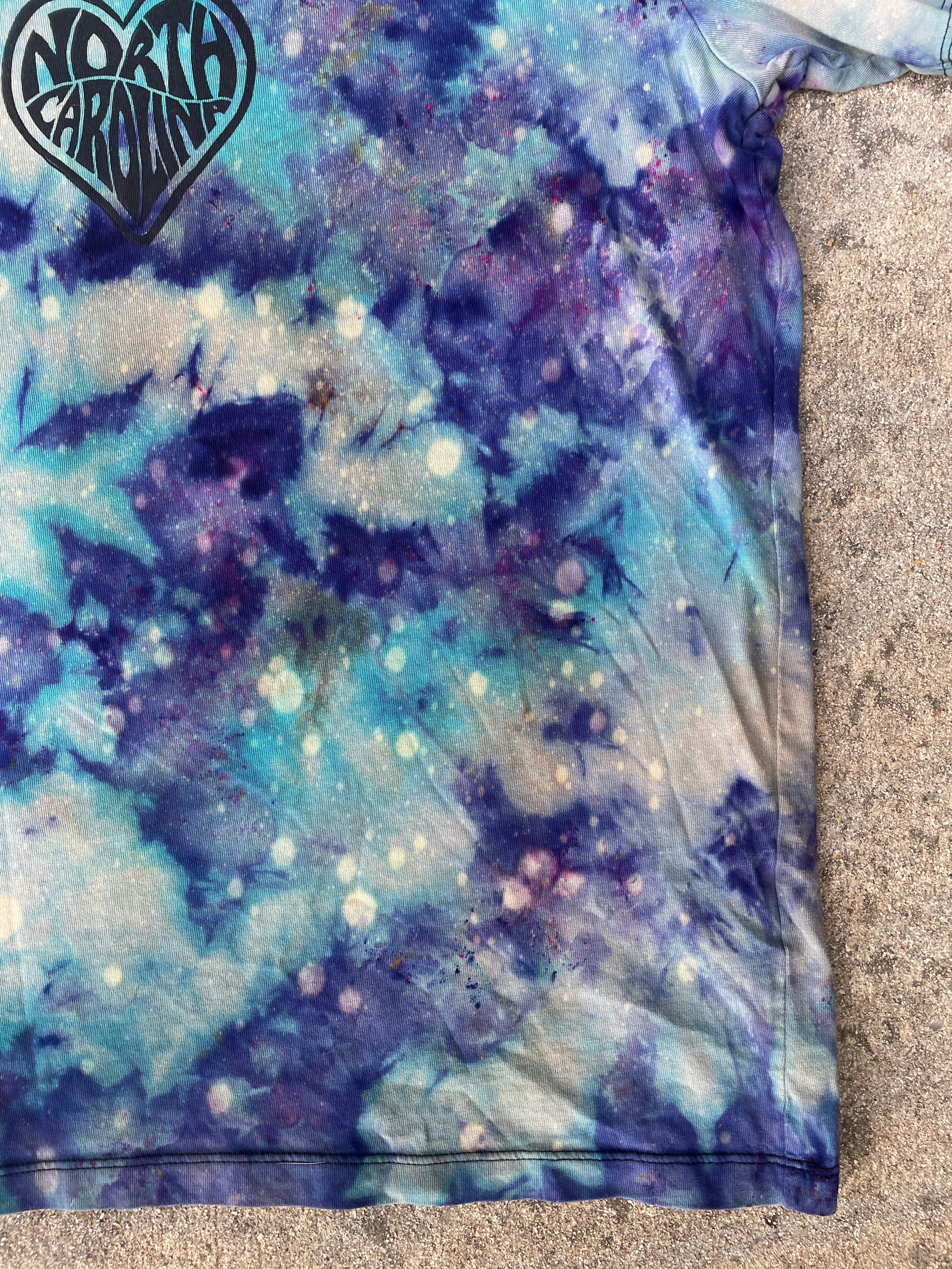 Hand-Printed North Carolina Purple and Blue Galaxy Dye Short Sleeve T-Shirt | Men's Size Large