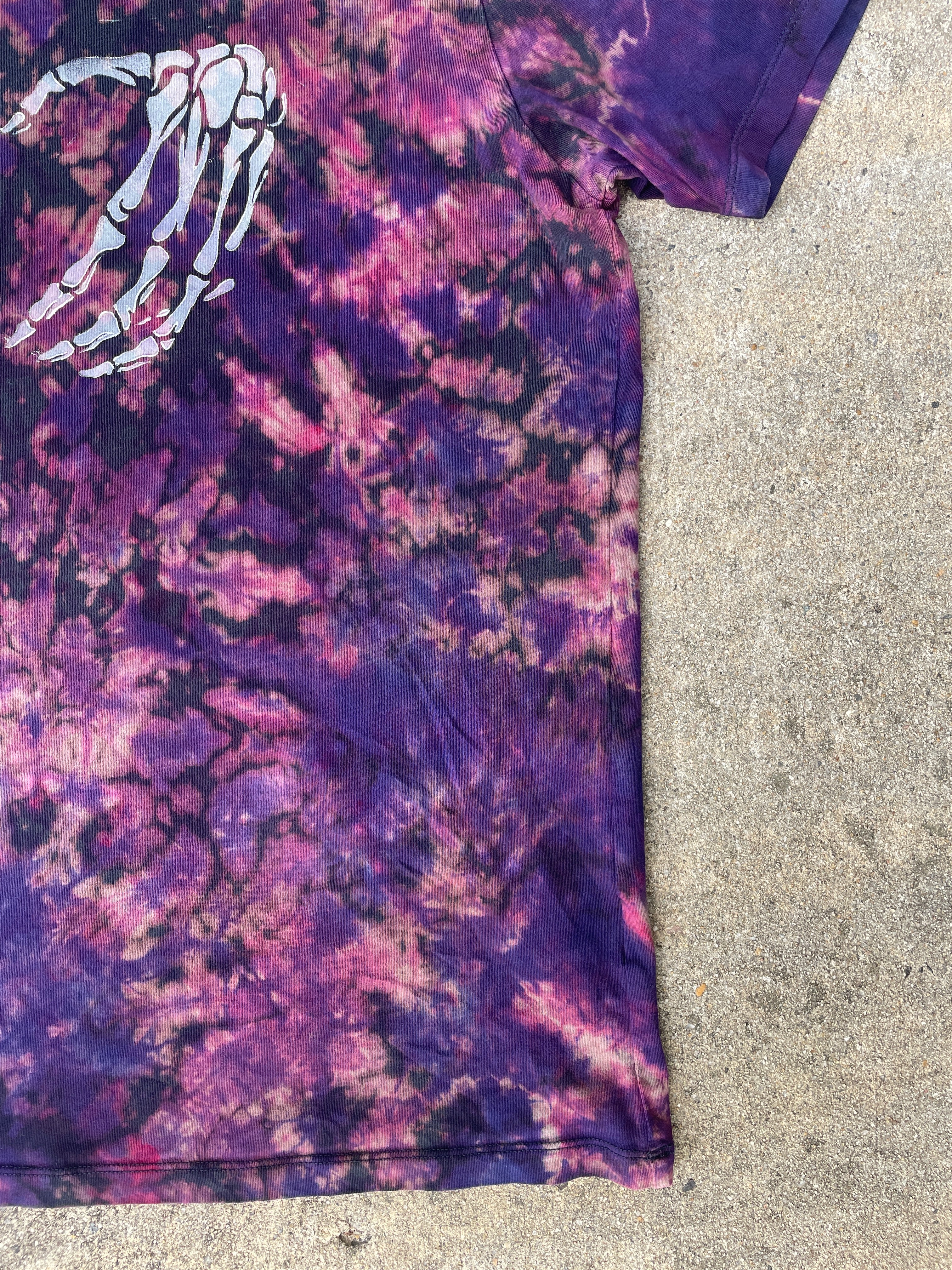 Hand-Printed Skeleton Heart Hands Black and Purple Reverse Tie Dye Short Sleeve T-Shirt | Men's Size Large