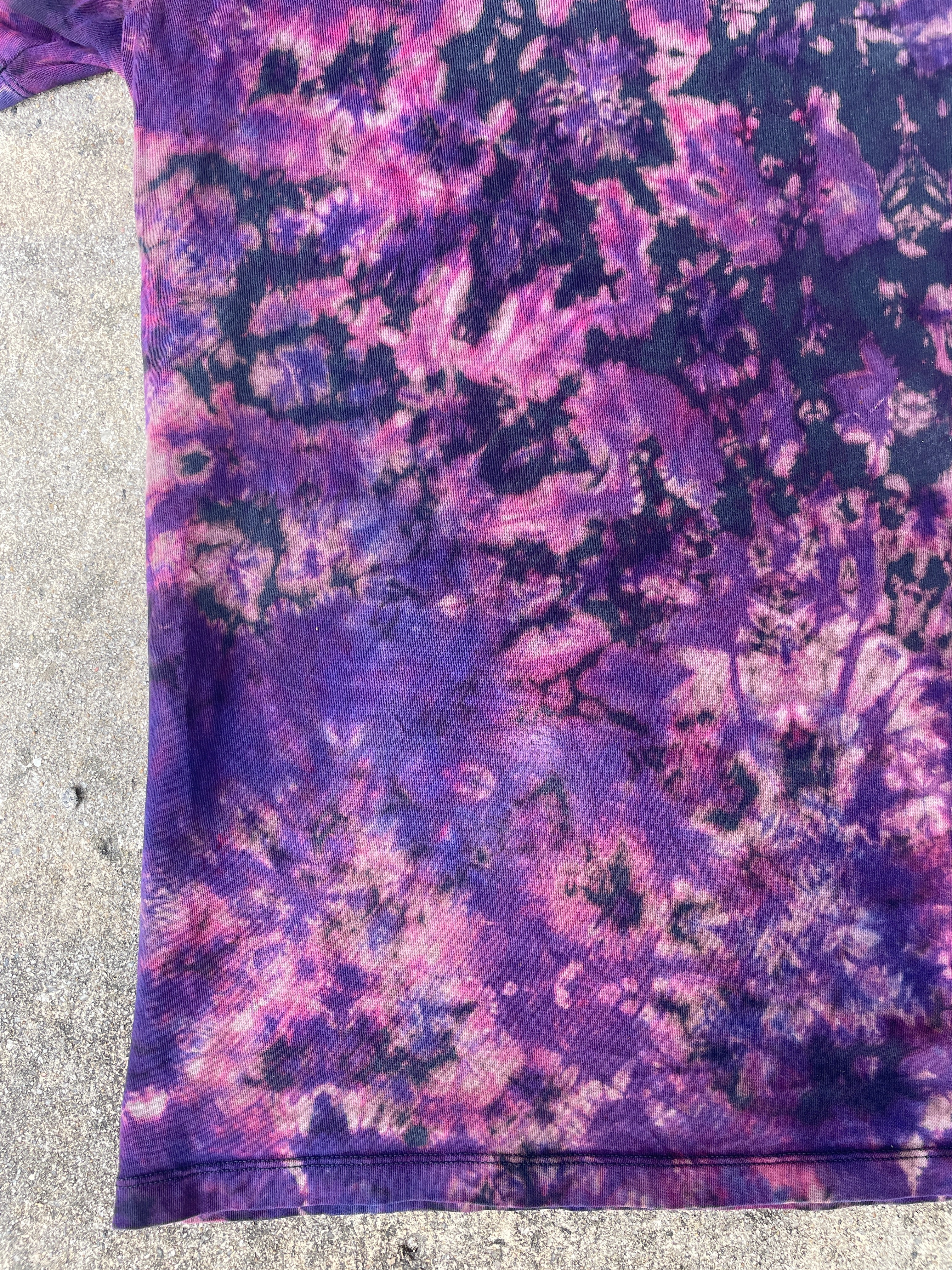 Hand-Printed Skeleton Heart Hands Black and Purple Reverse Tie Dye Short Sleeve T-Shirt | Men's Size Large