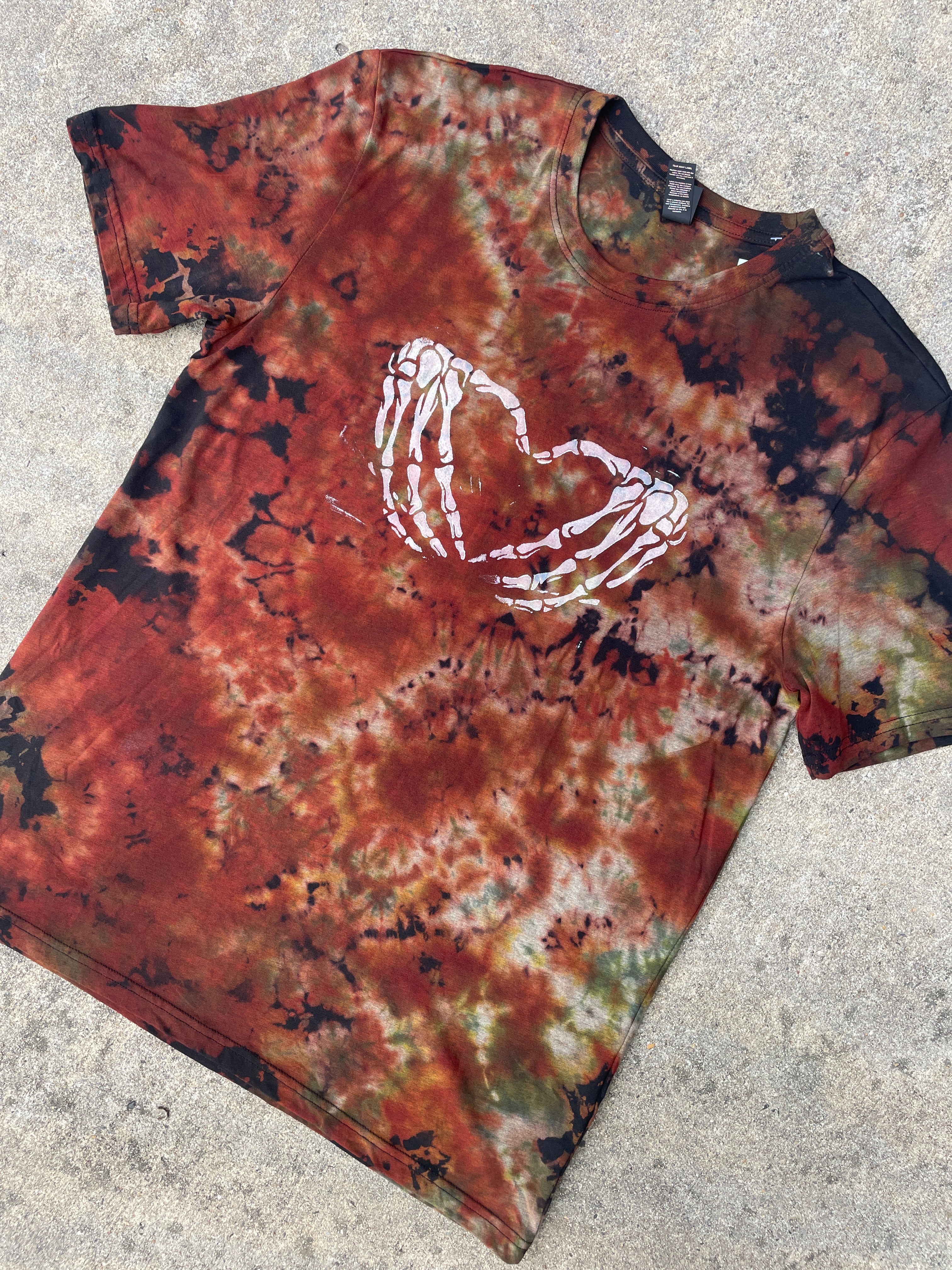 Hand-Printed Skeleton Heart Hands Black and Orange Reverse Tie Dye Short Sleeve T-Shirt | Men's Size Large
