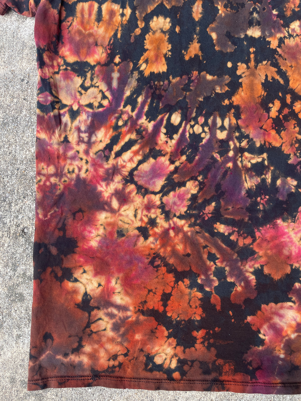 Hand-Printed Big Foot Black and Orange Reverse Tie Dye Short Sleeve T-Shirt | Men's Size Large