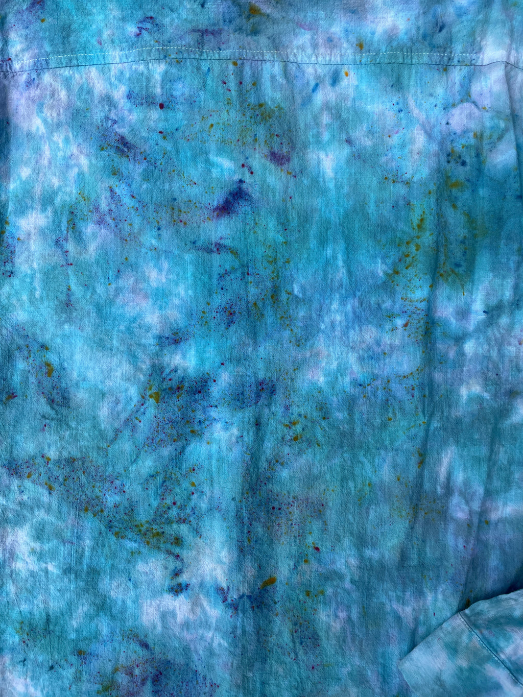 Hand-Printed Largemouth Bass Blue and White Tie Dye Button-Up Shirt | Women's Large